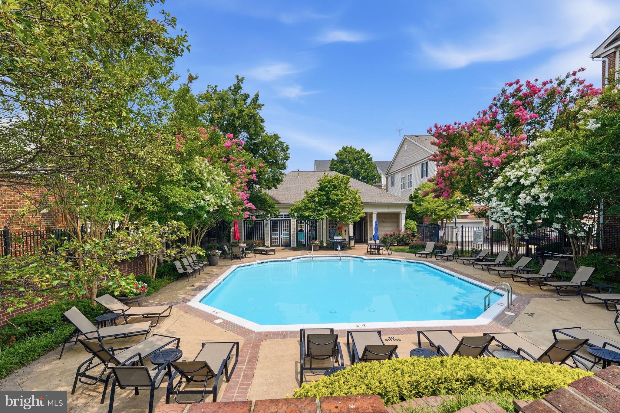 JEFFERSON PARK - Residential