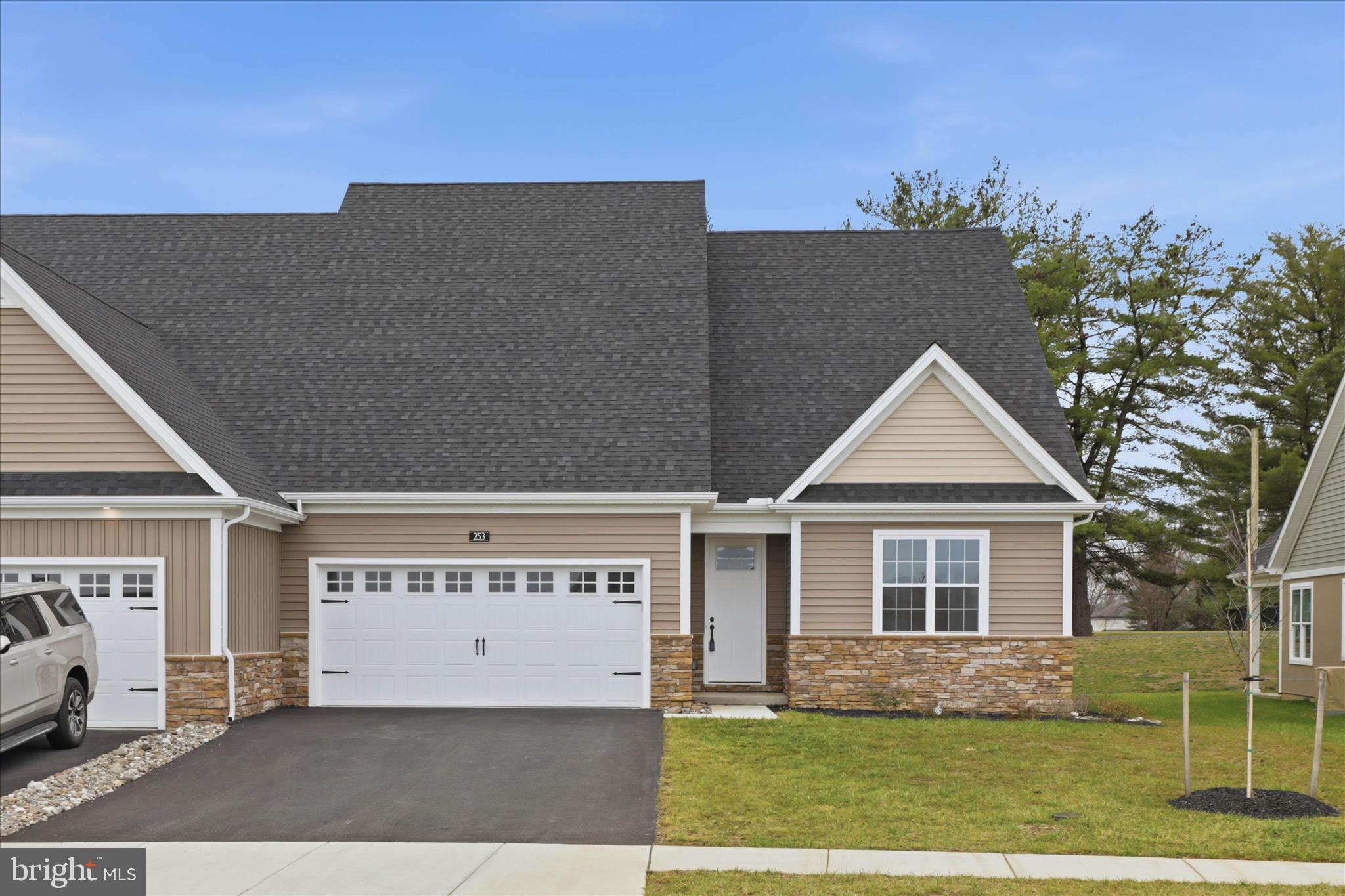 CROSSGATES - Residential
