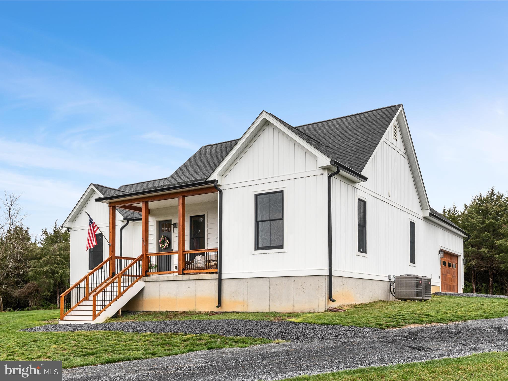 WAVERLY VIEW - Residential