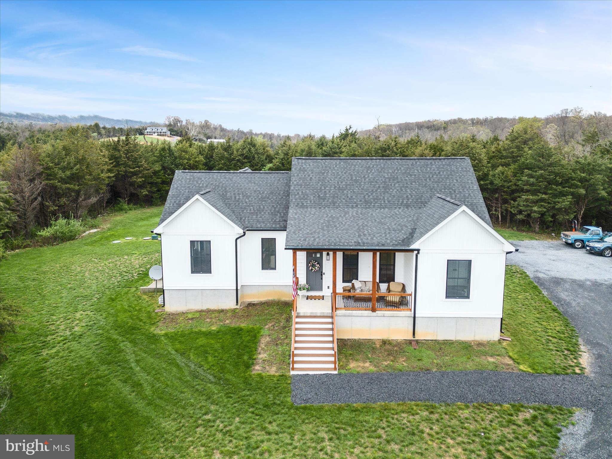 WAVERLY VIEW - Residential