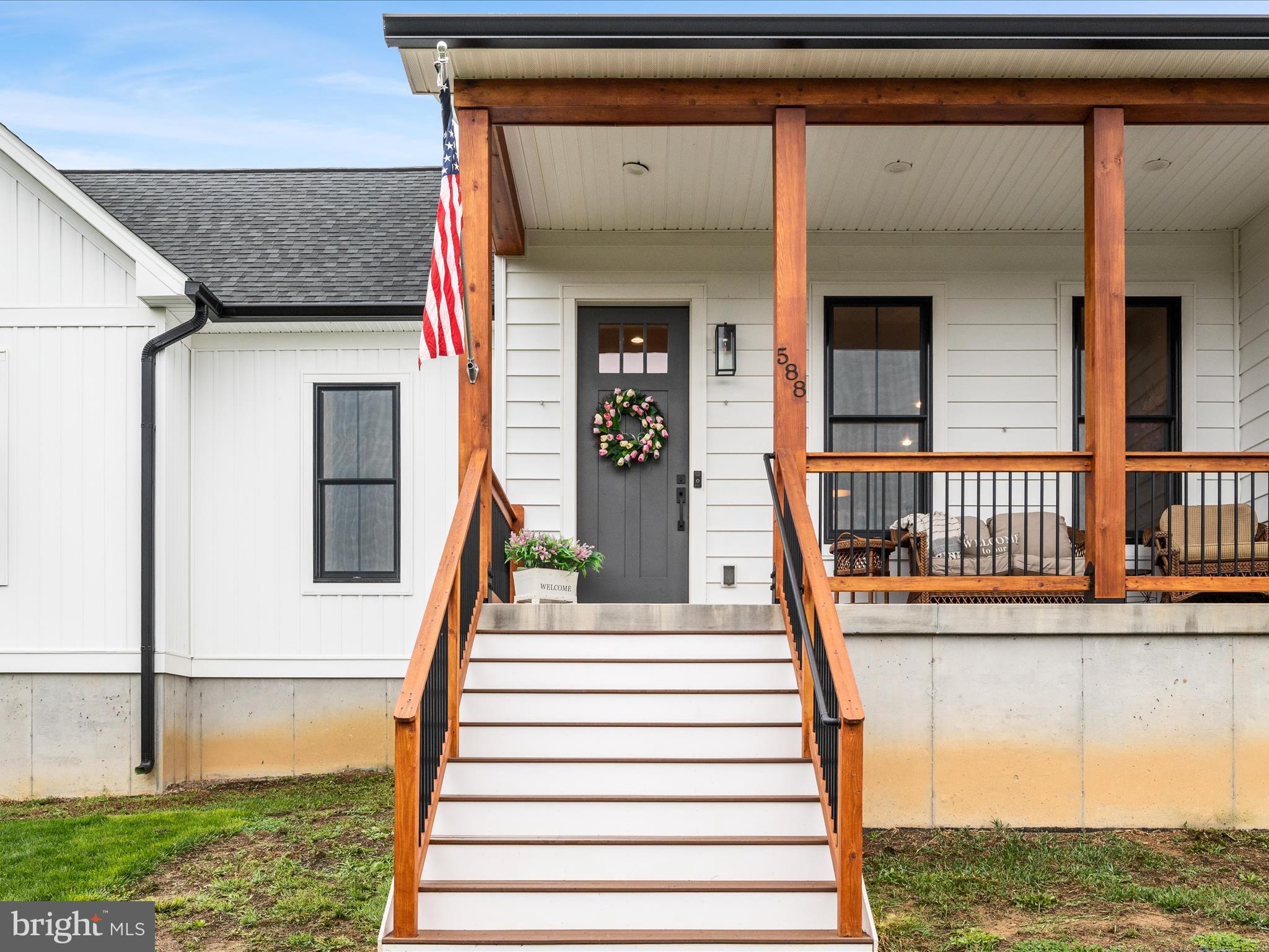 WAVERLY VIEW - Residential