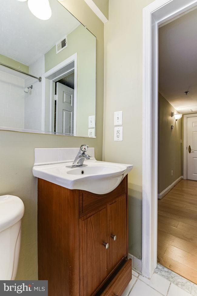 RIVERTON CONDOMINIUMS - Residential