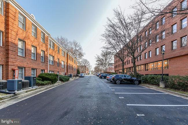 RIVERTON CONDOMINIUMS - Residential