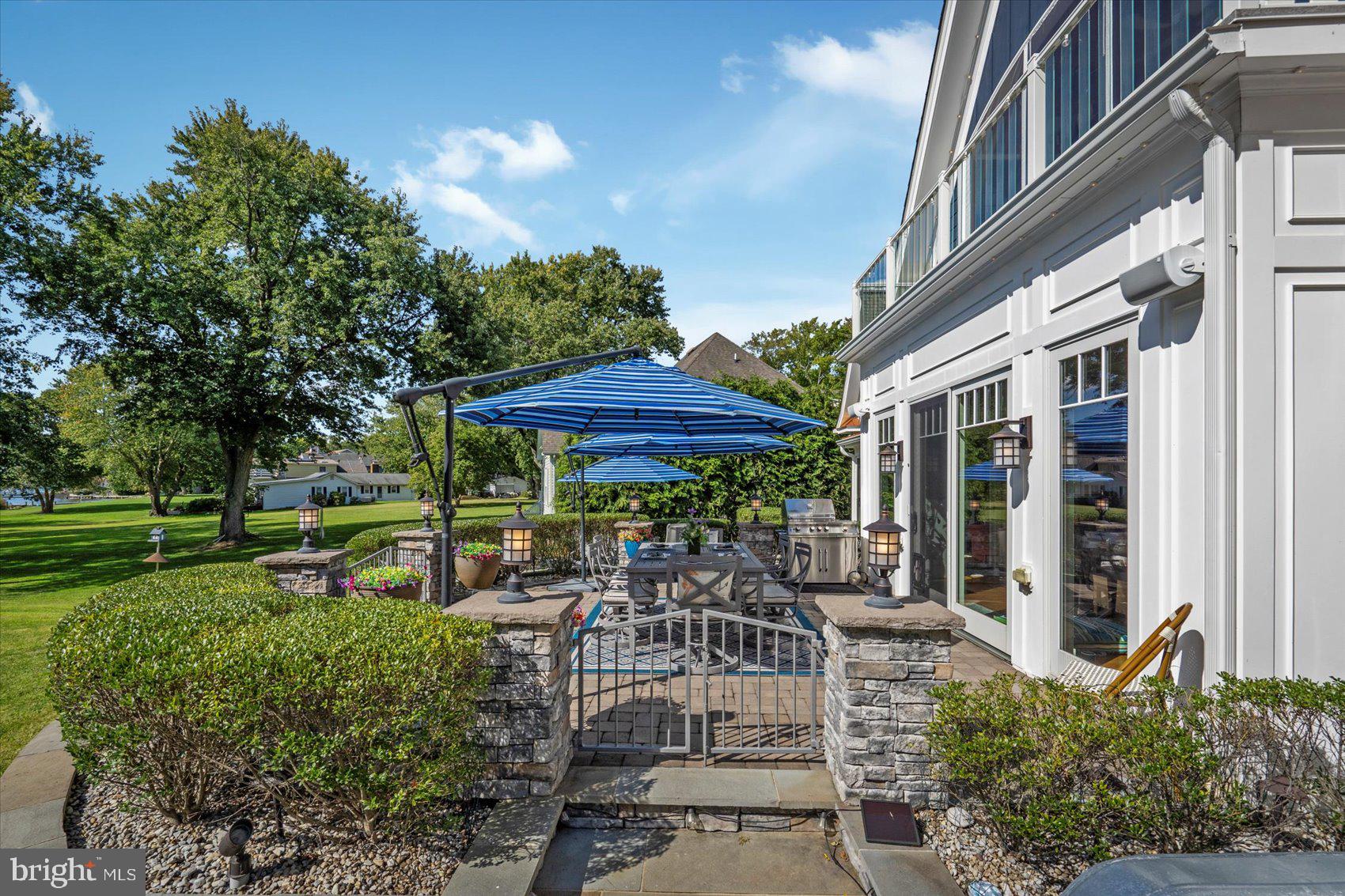 BOWLEYS QUARTERS - Residential
