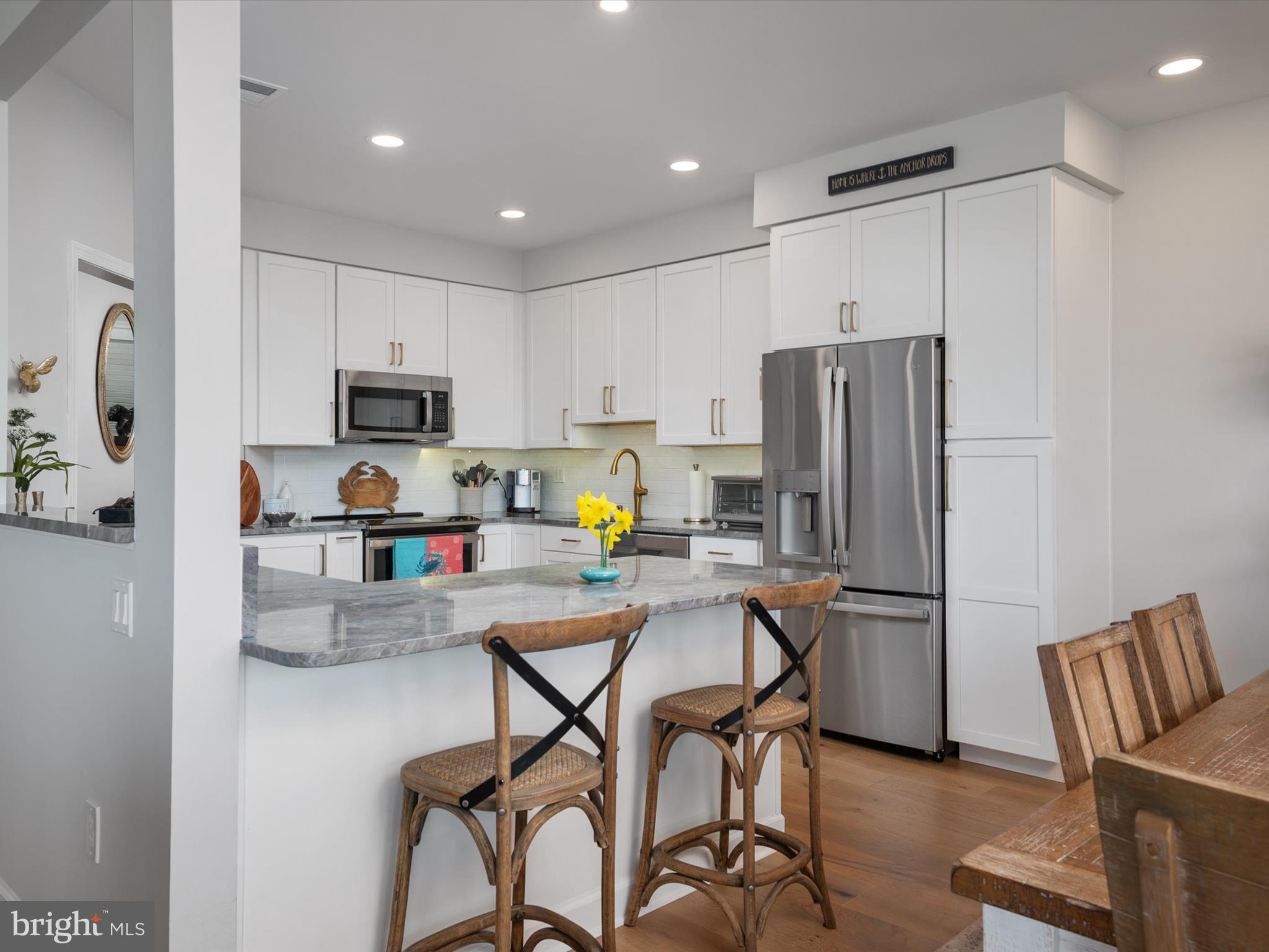 OYSTER COVE - Residential