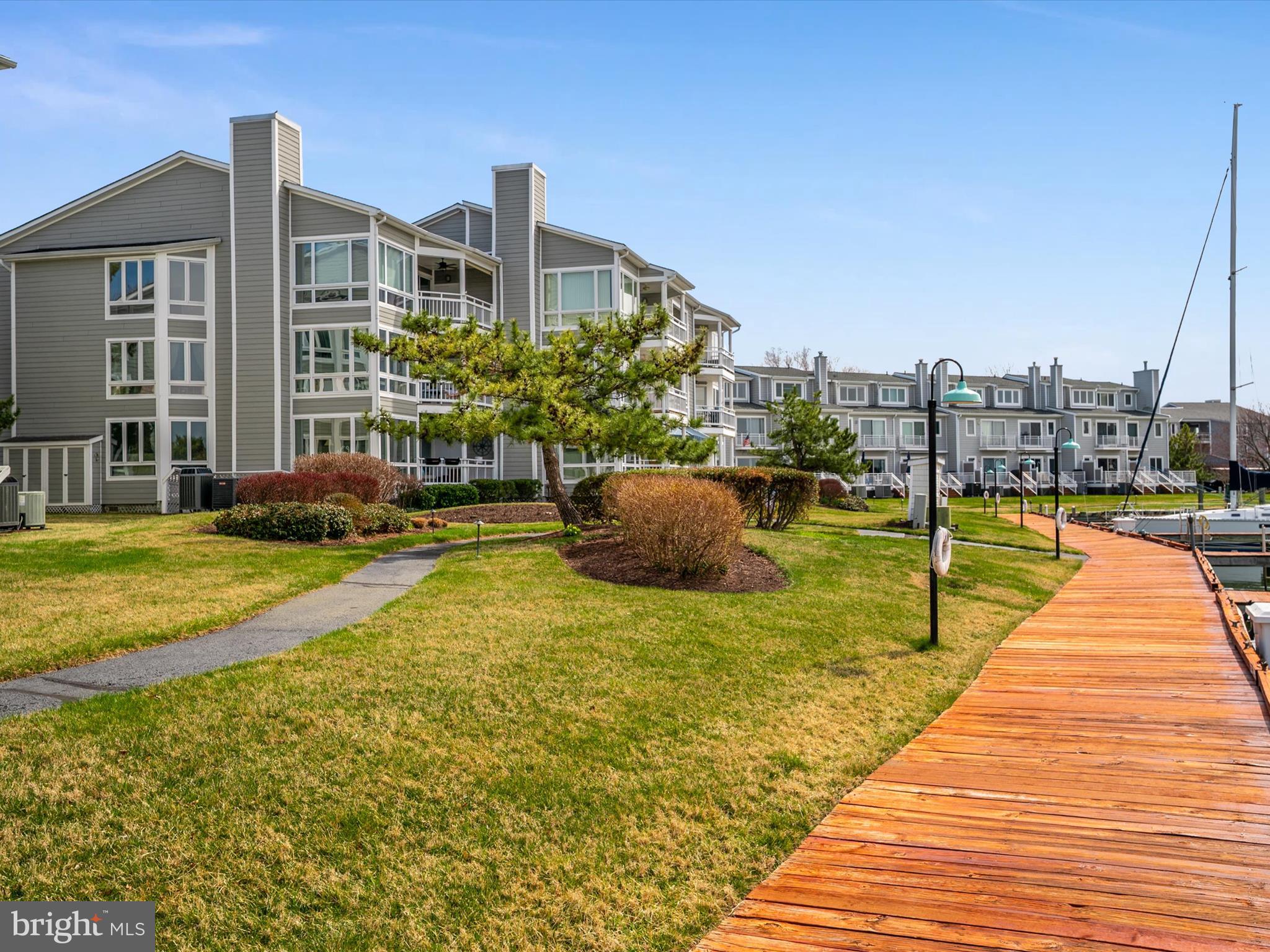 OYSTER COVE - Residential