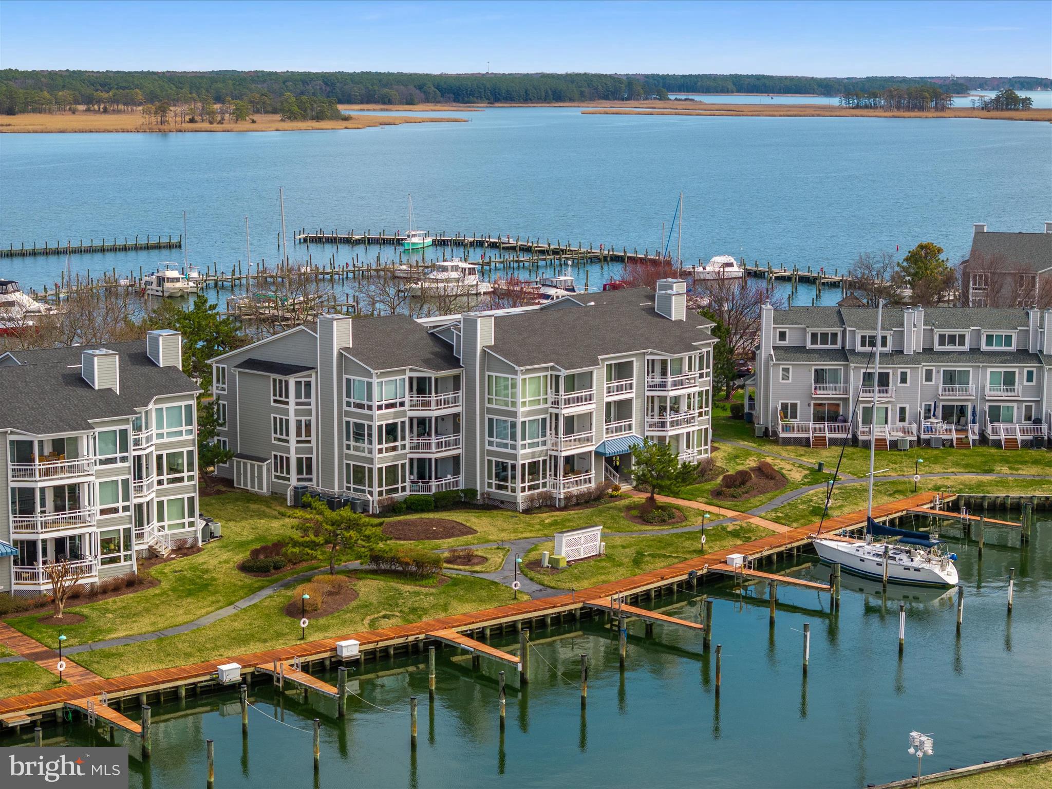 OYSTER COVE - Residential