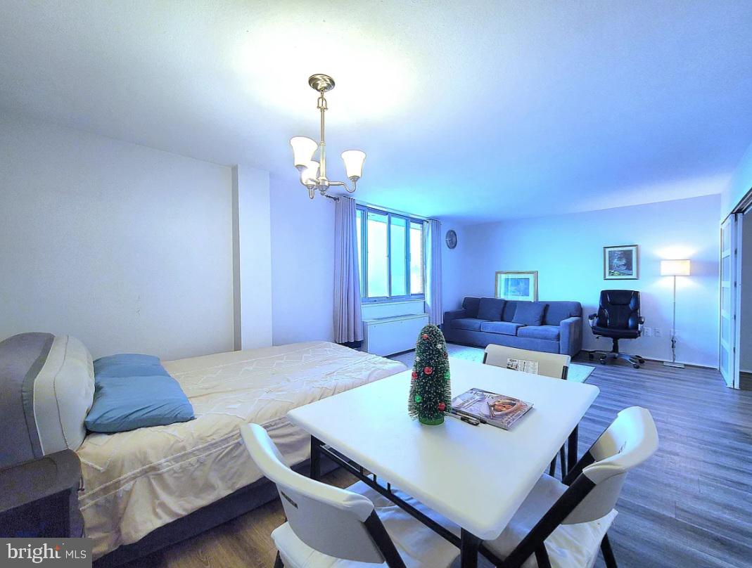 HOMEWOOD - Residential