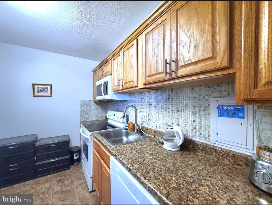 HOMEWOOD - Residential