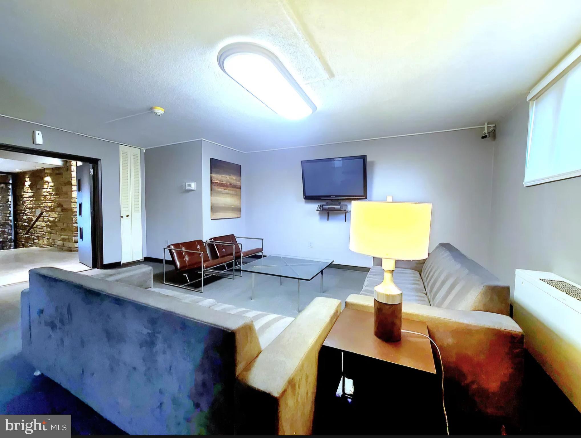 HOMEWOOD - Residential