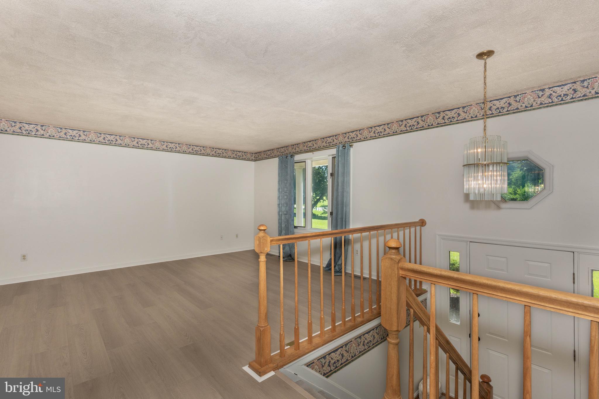 CAMPUS HEIGHTS - Residential