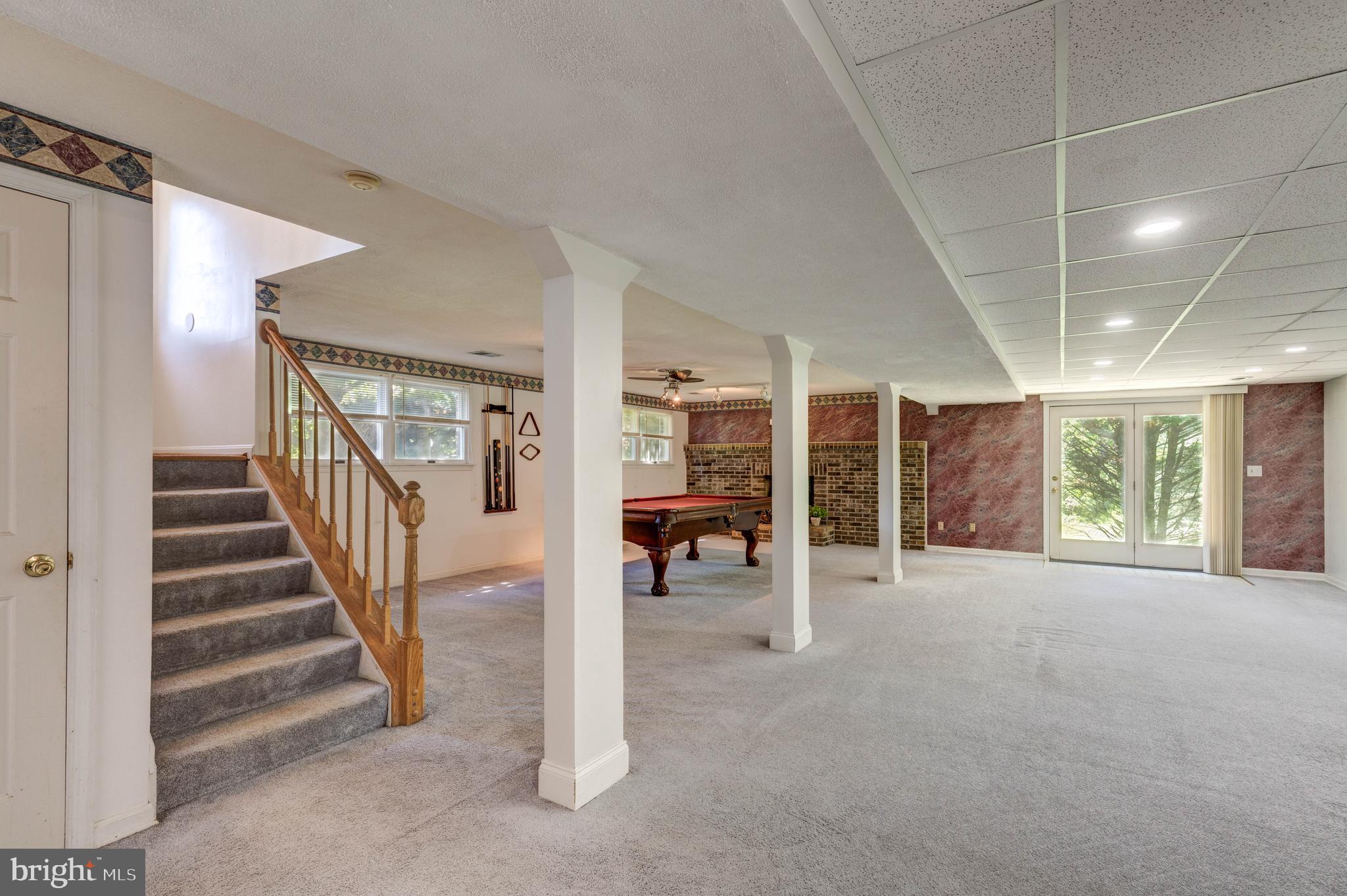 CAMPUS HEIGHTS - Residential