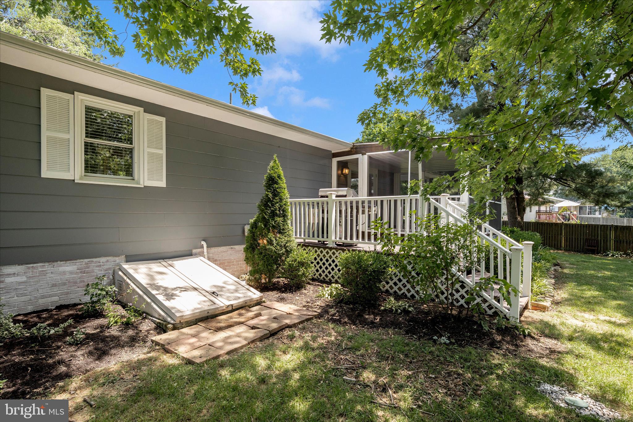 WILES ESTATES - Residential