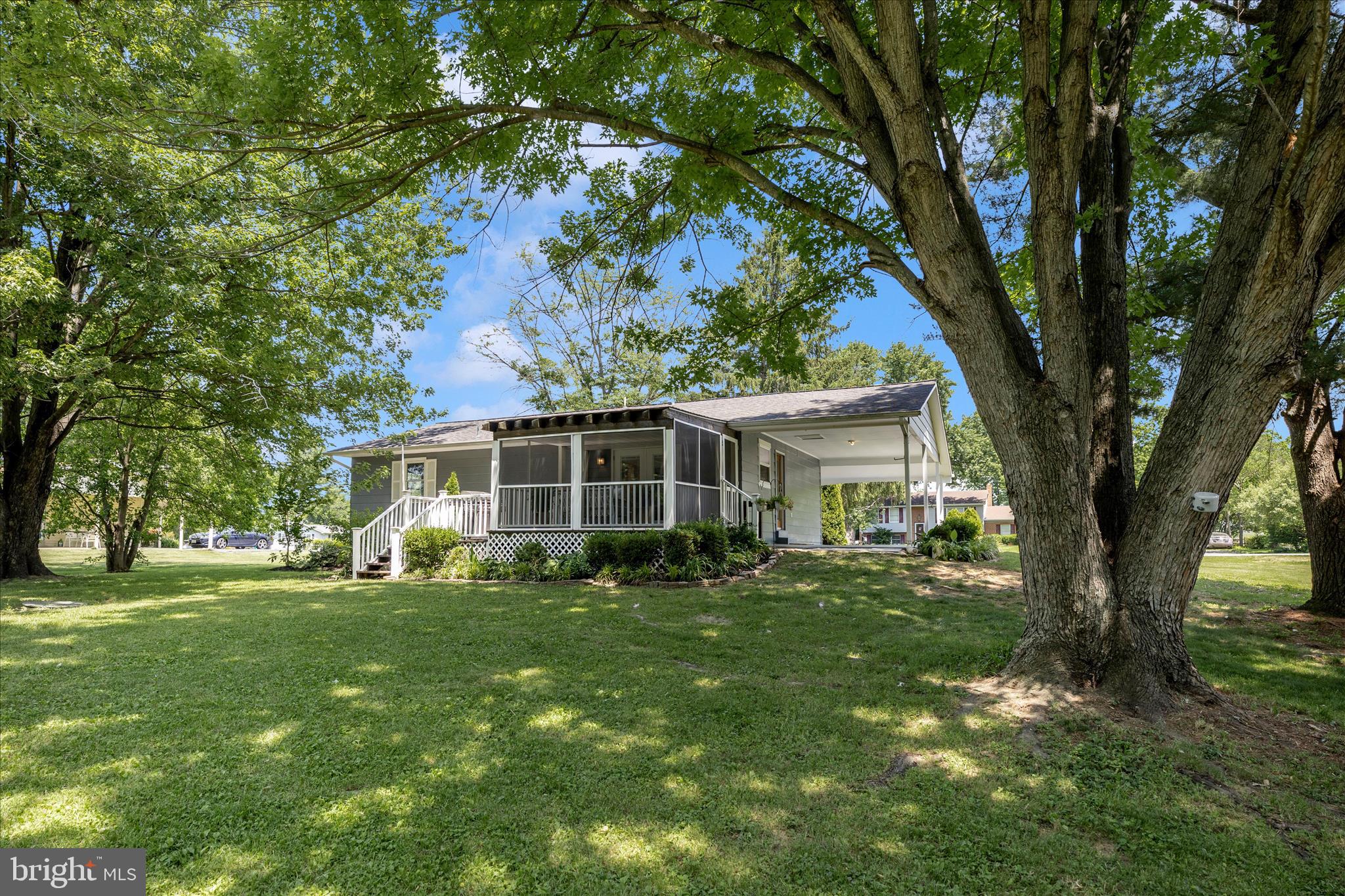 WILES ESTATES - Residential