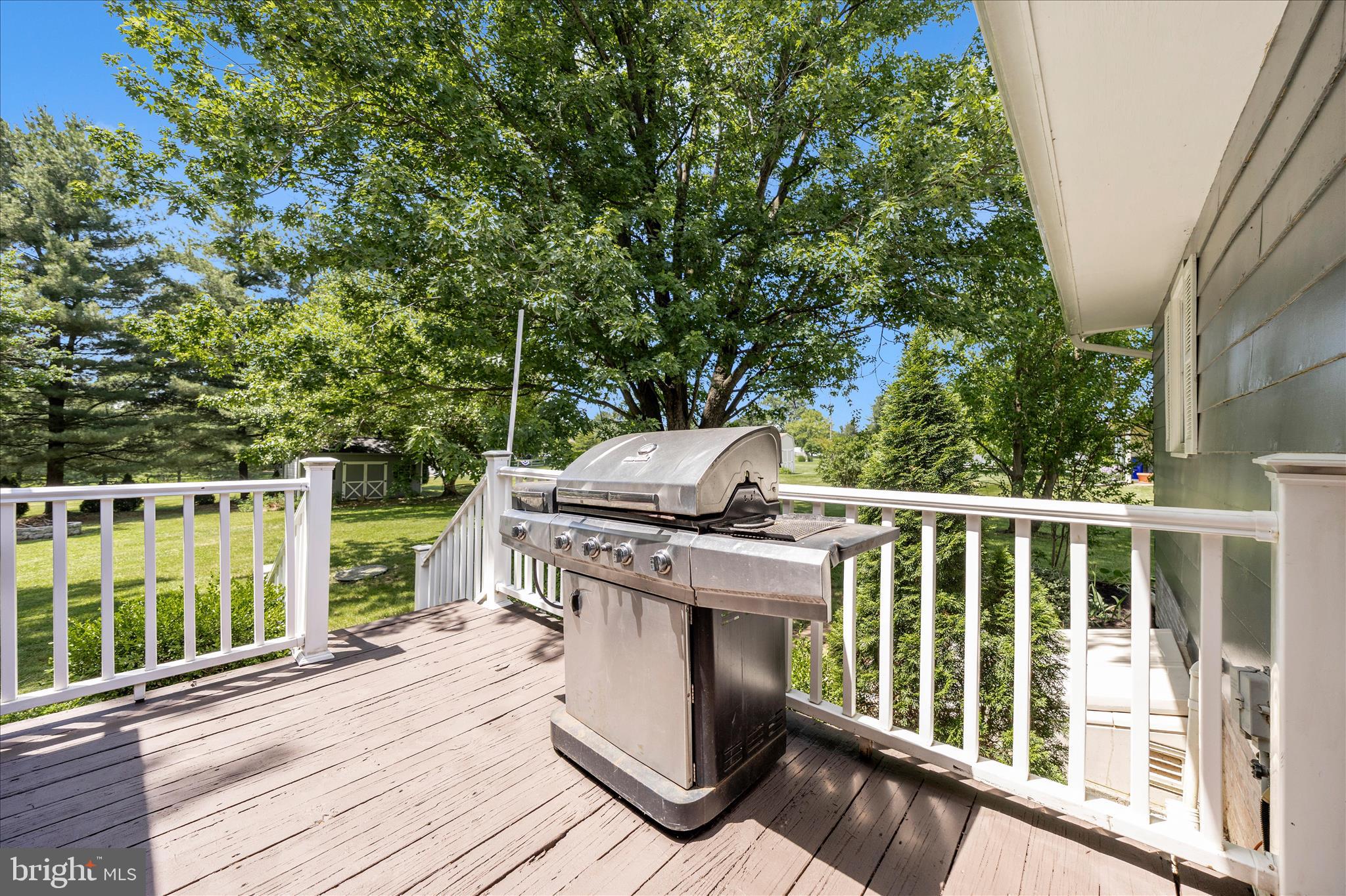 WILES ESTATES - Residential