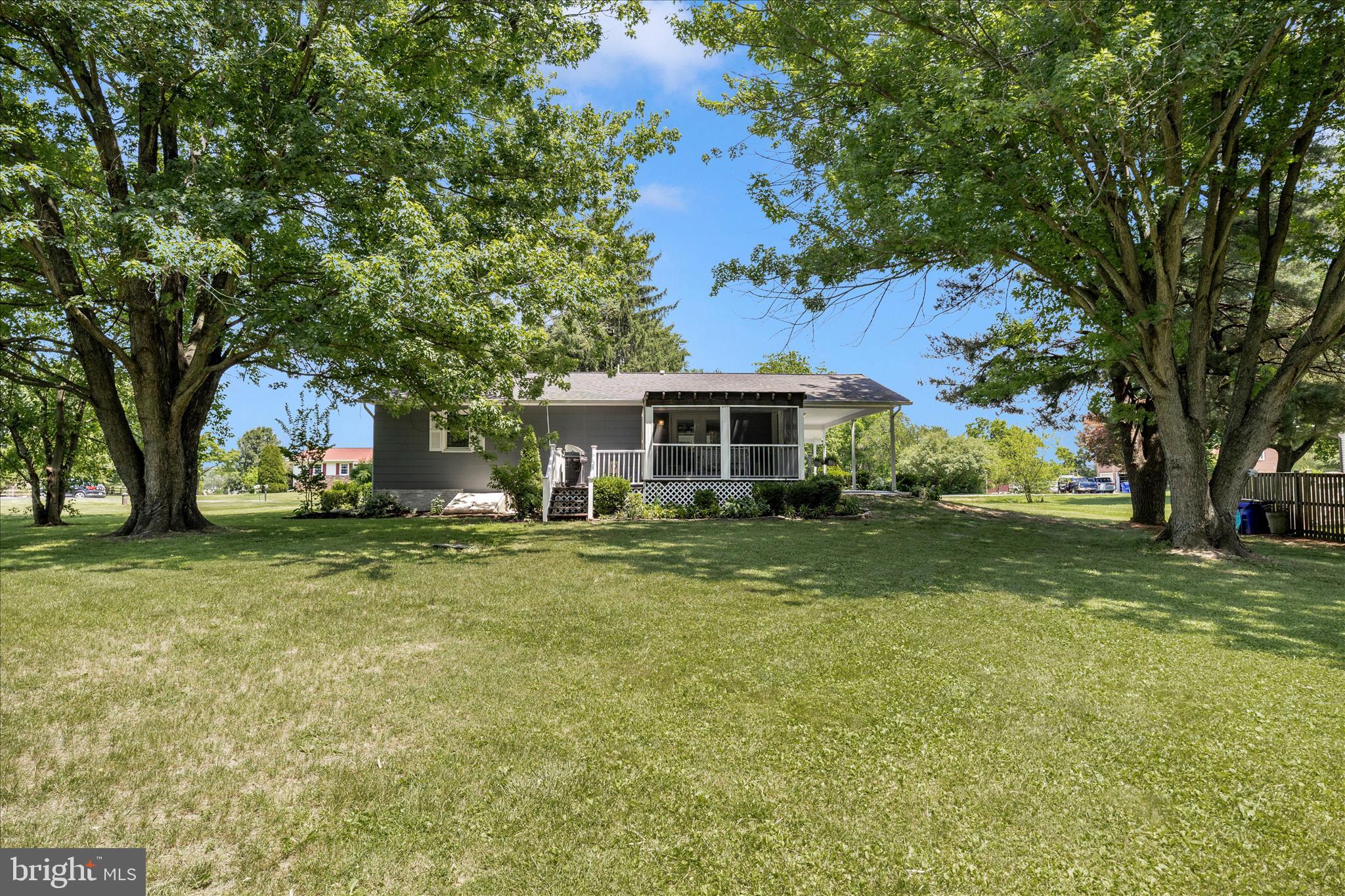 WILES ESTATES - Residential