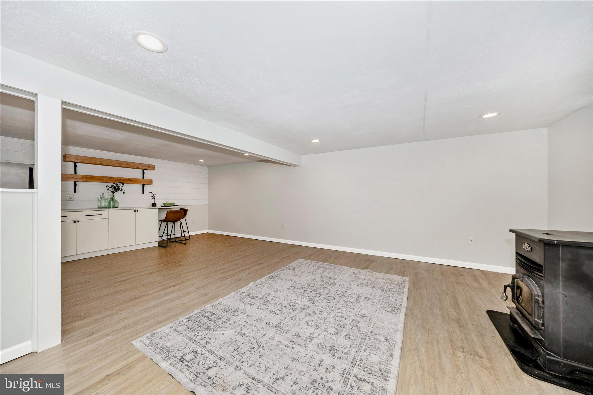 WILES ESTATES - Residential