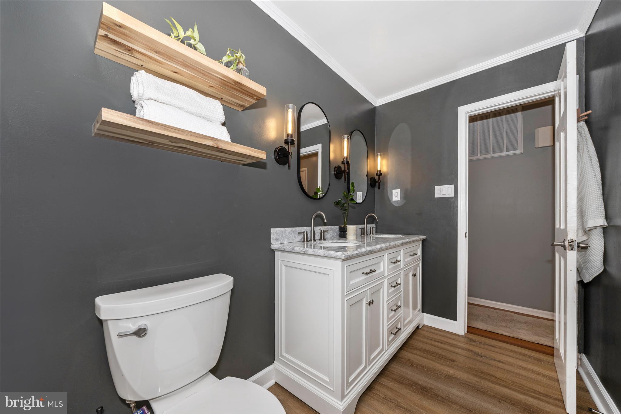 WILES ESTATES - Residential