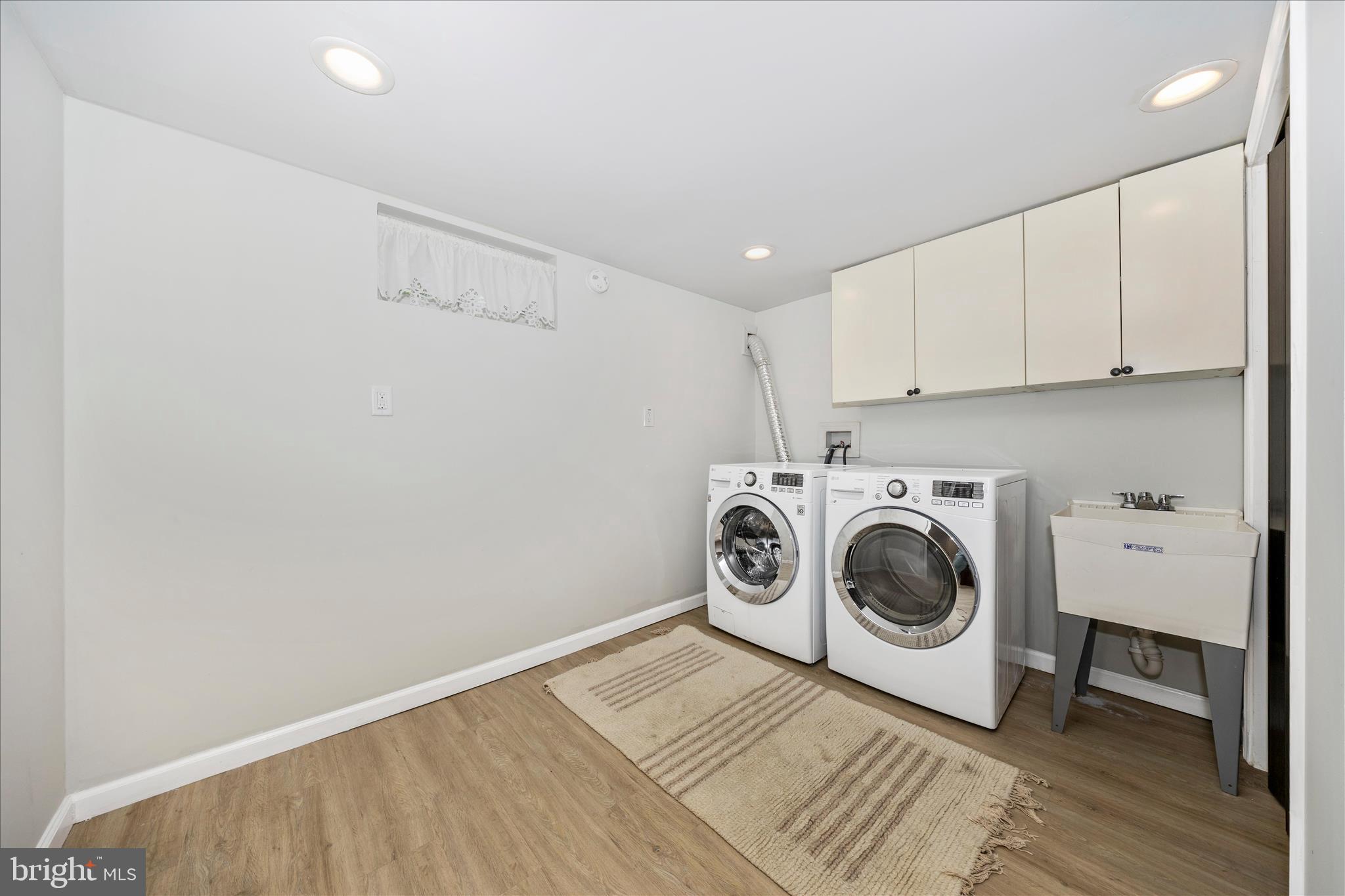 WILES ESTATES - Residential