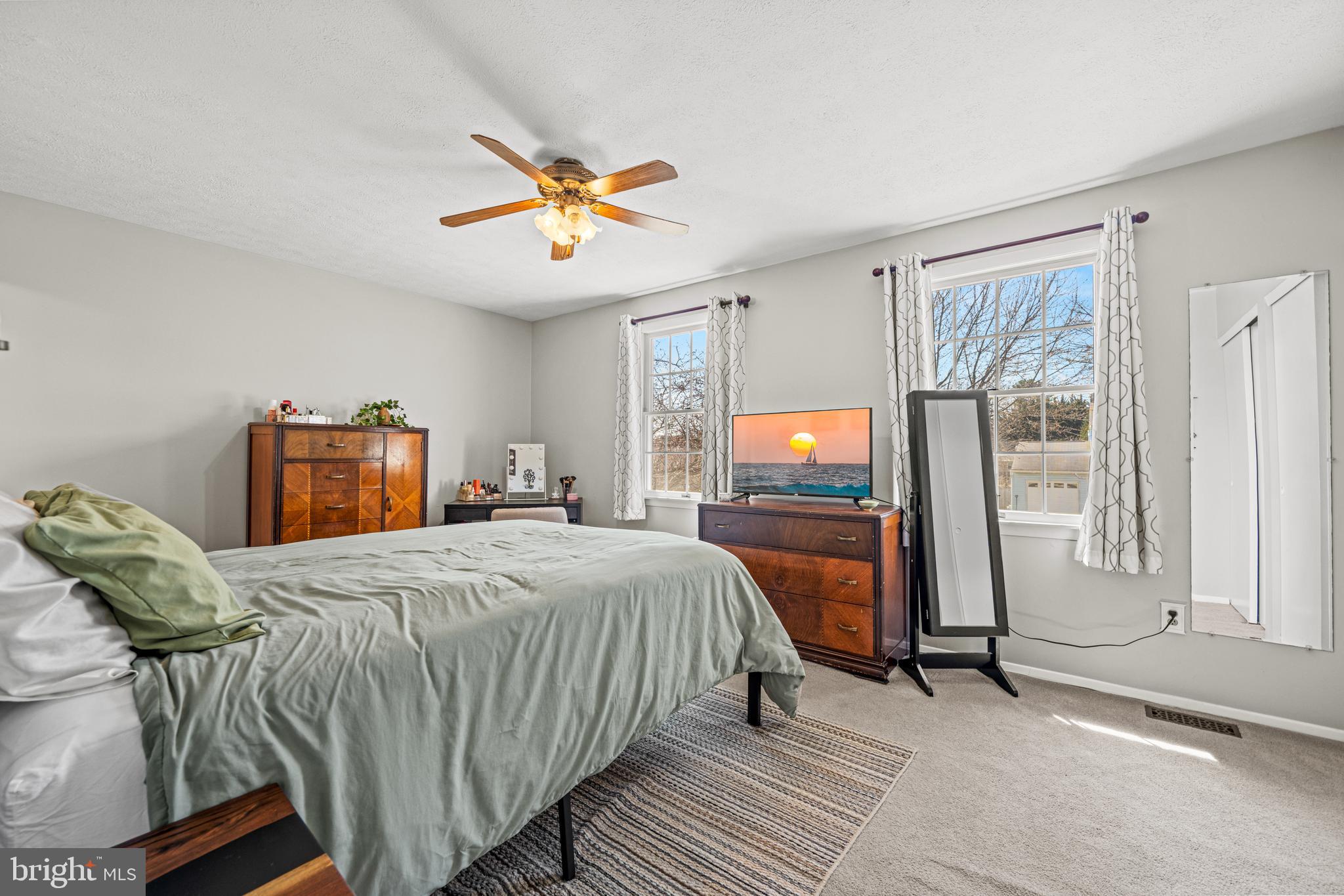 KIMBERLY VILLAGE - Residential
