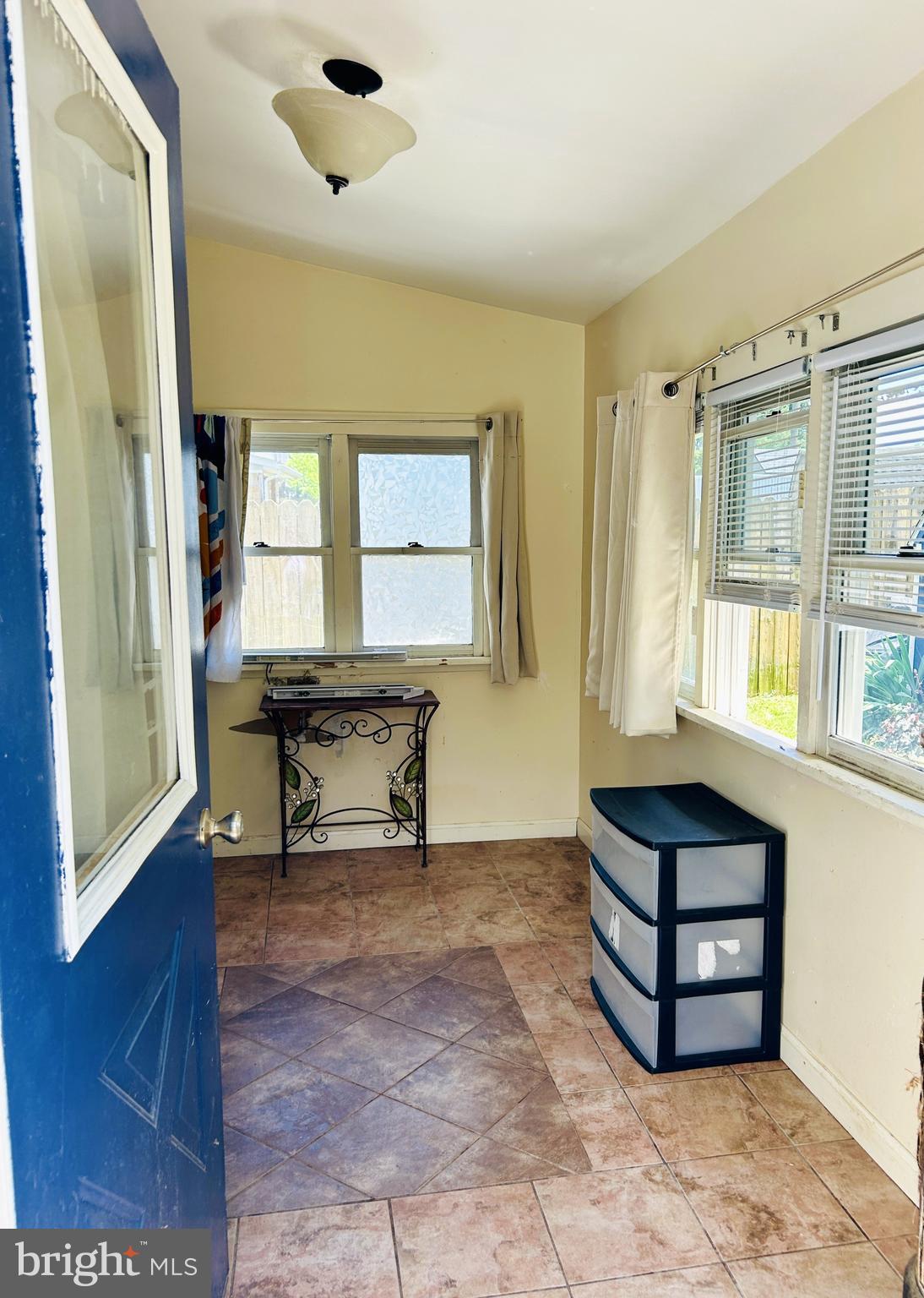 NORTHFIELD - Residential