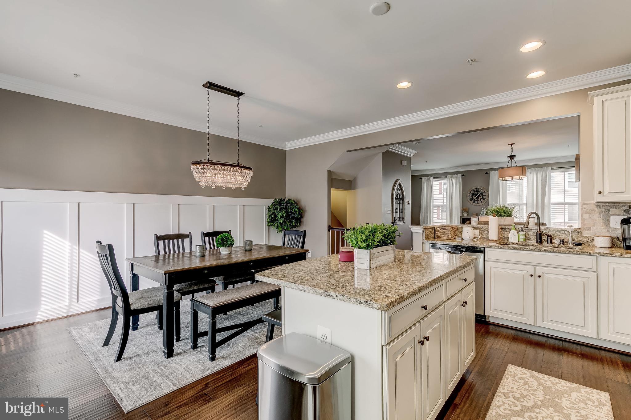 CREEKSIDE VILLAGE AT TANYARD SPRINGS - Residential