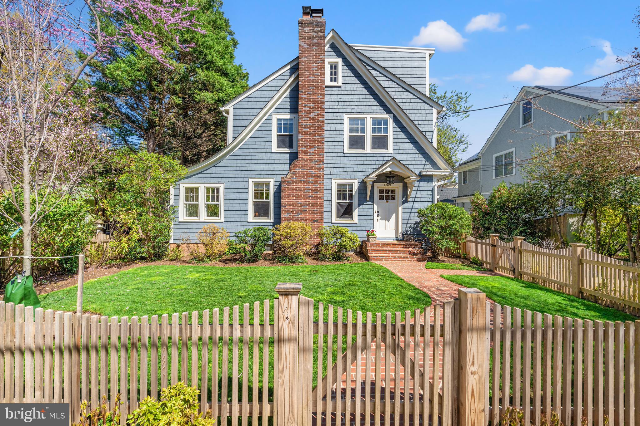 CHEVY CHASE VILLAGE - Residential