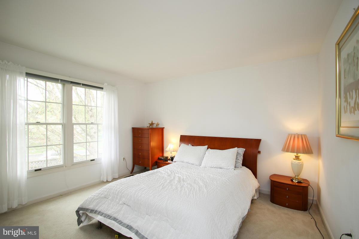 KINGS SQUARE - Residential
