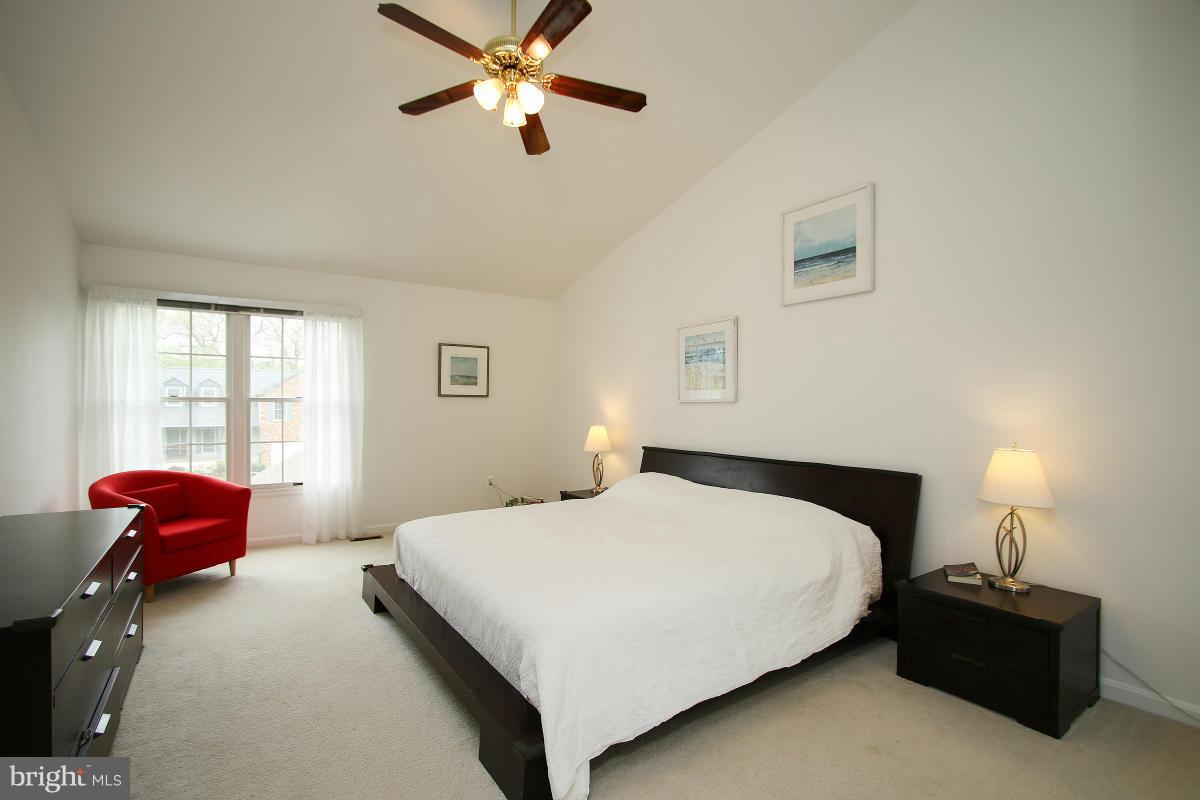 KINGS SQUARE - Residential