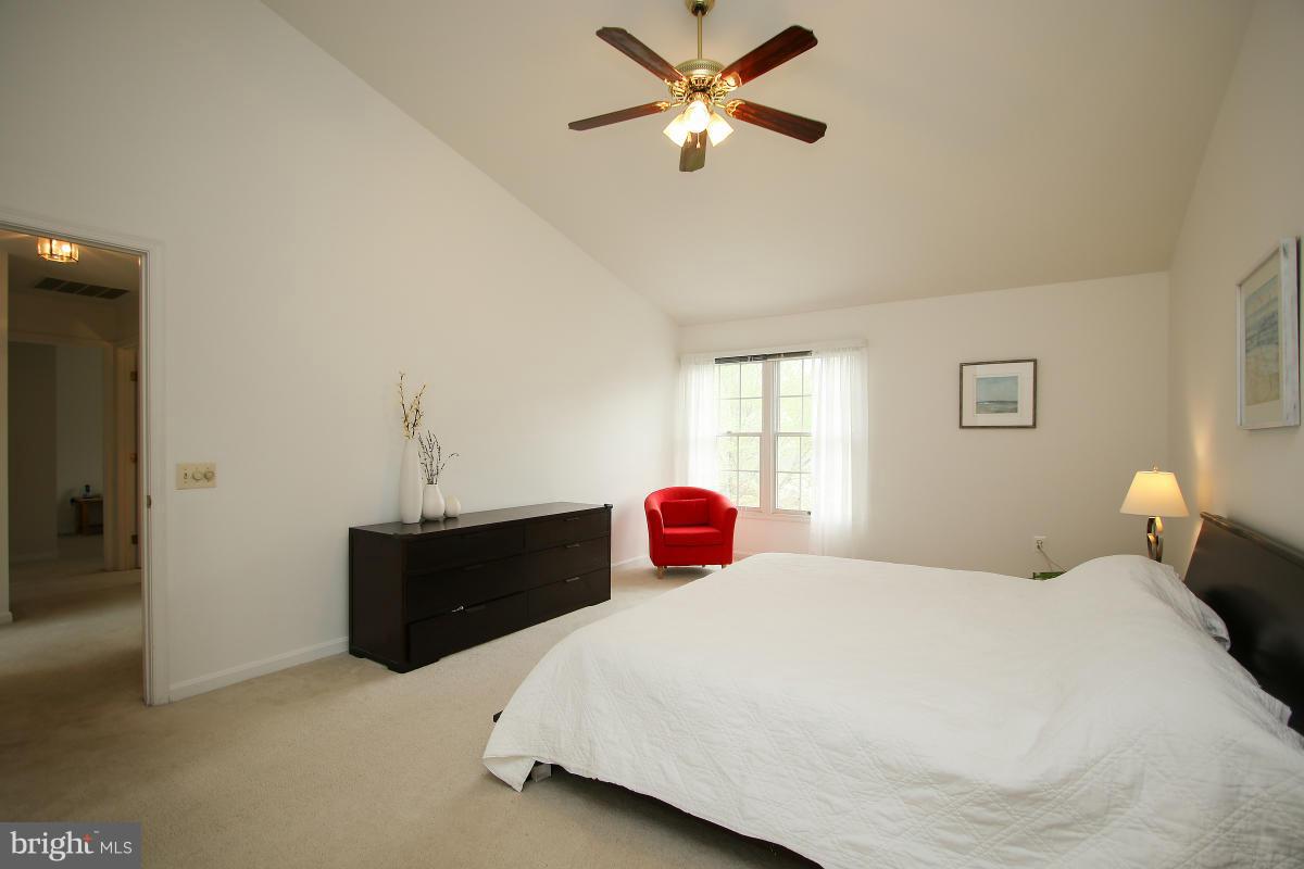 KINGS SQUARE - Residential