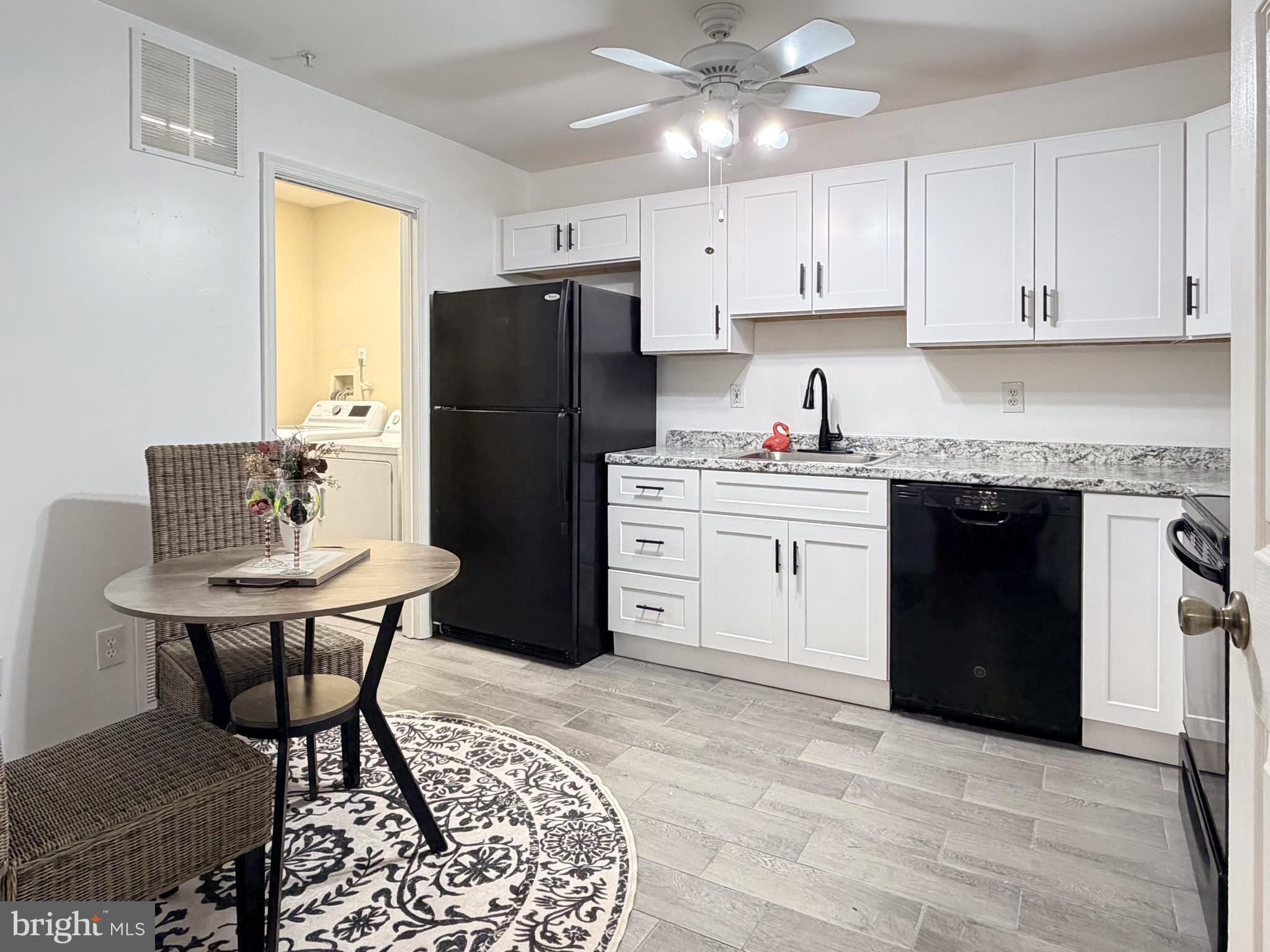 HERITAGE HARBOUR - Residential