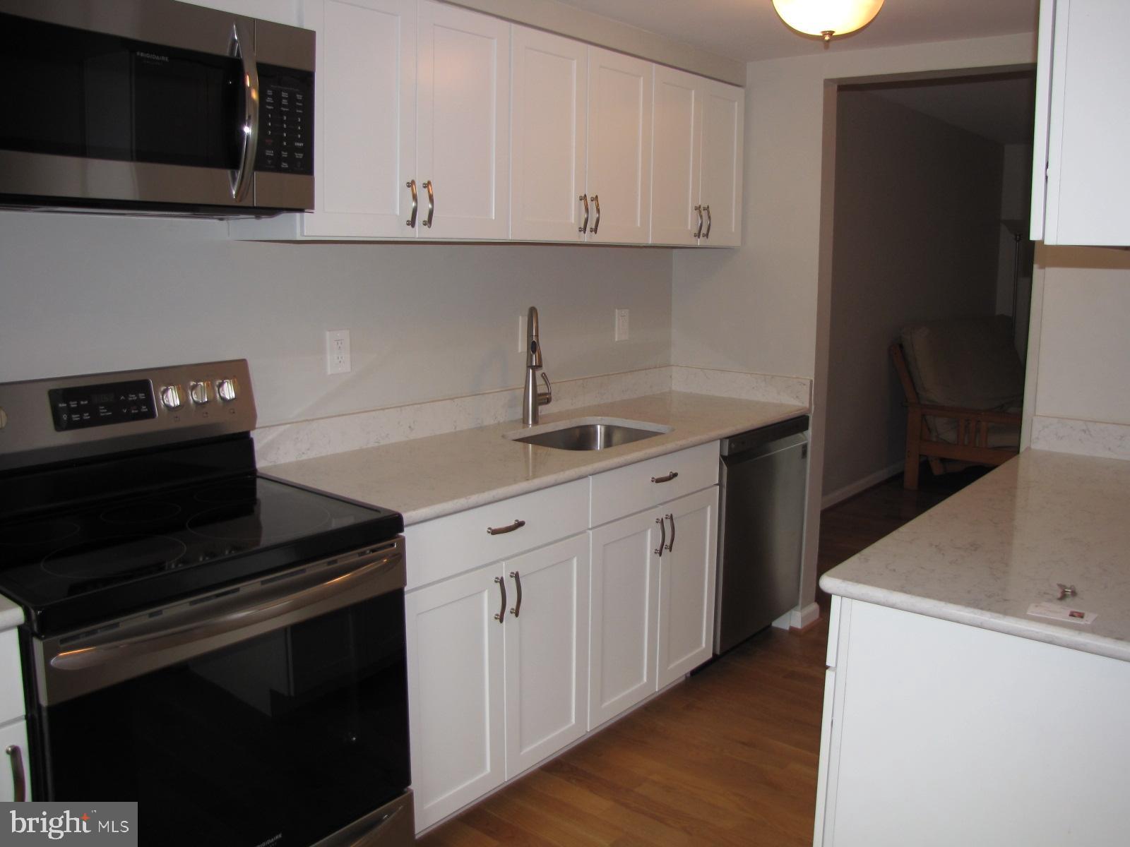 SHANNON STATION - Residential Lease