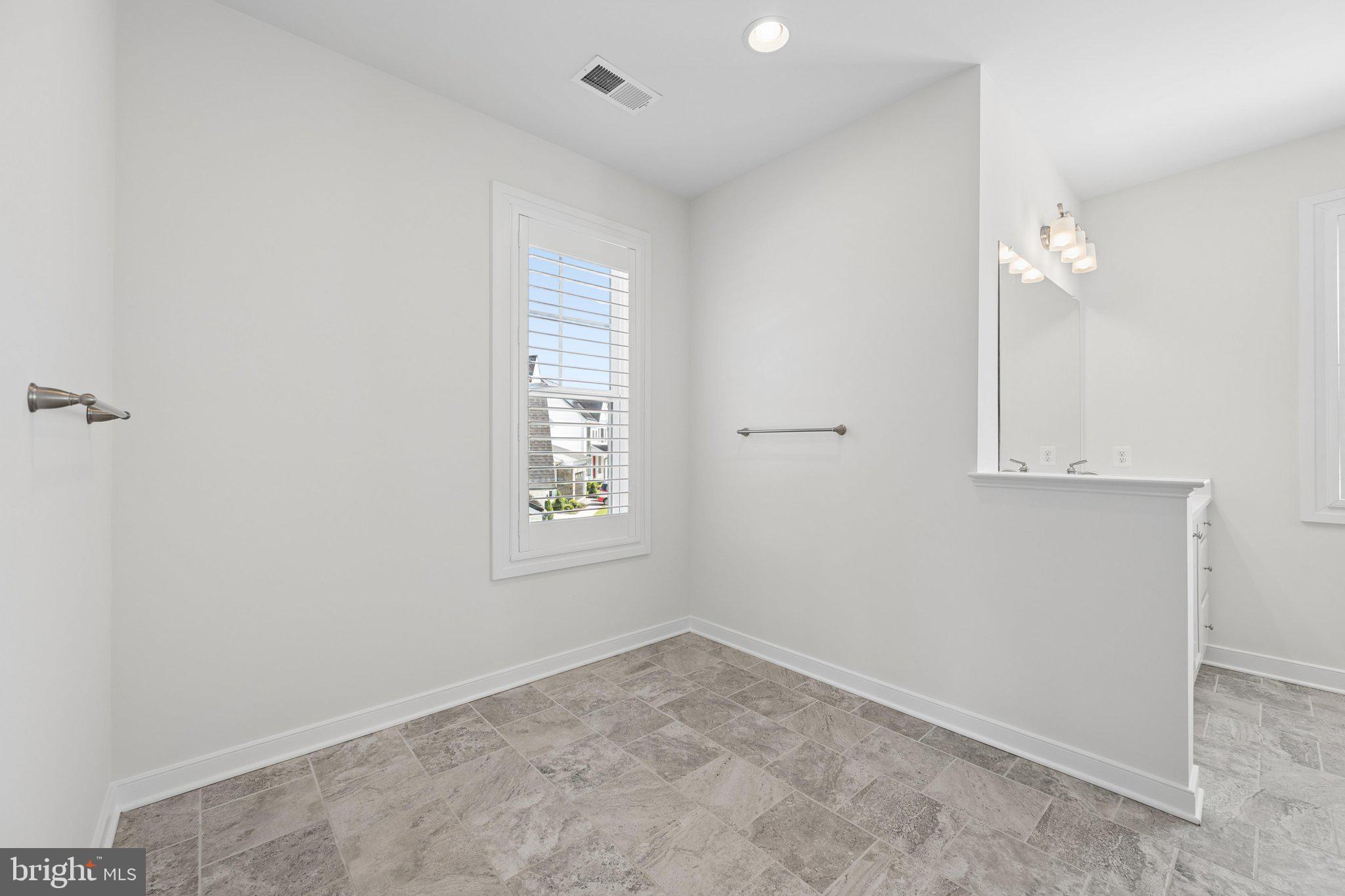 LANDSDALE - Residential