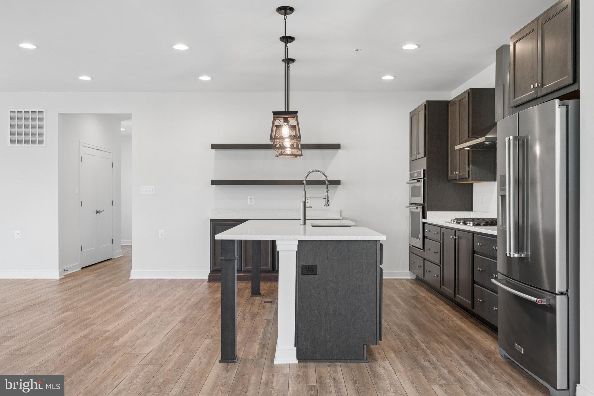 LANDSDALE - Residential