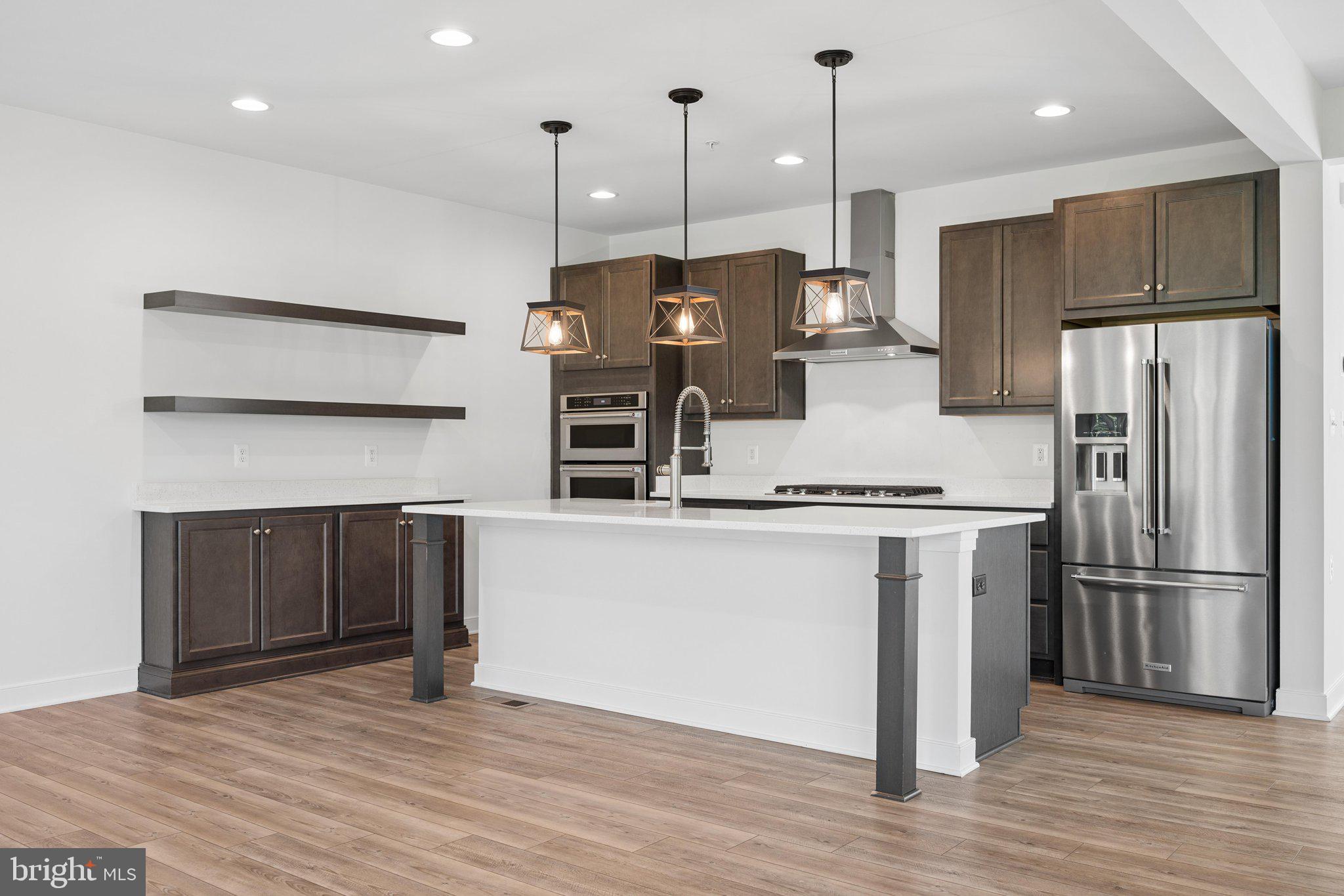 LANDSDALE - Residential