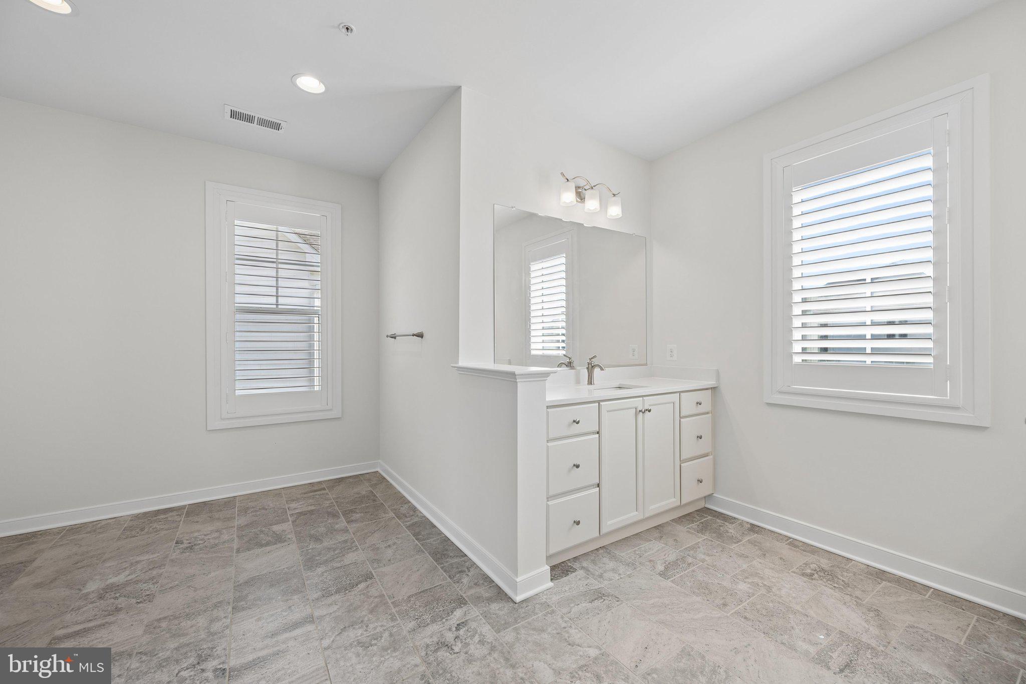 LANDSDALE - Residential