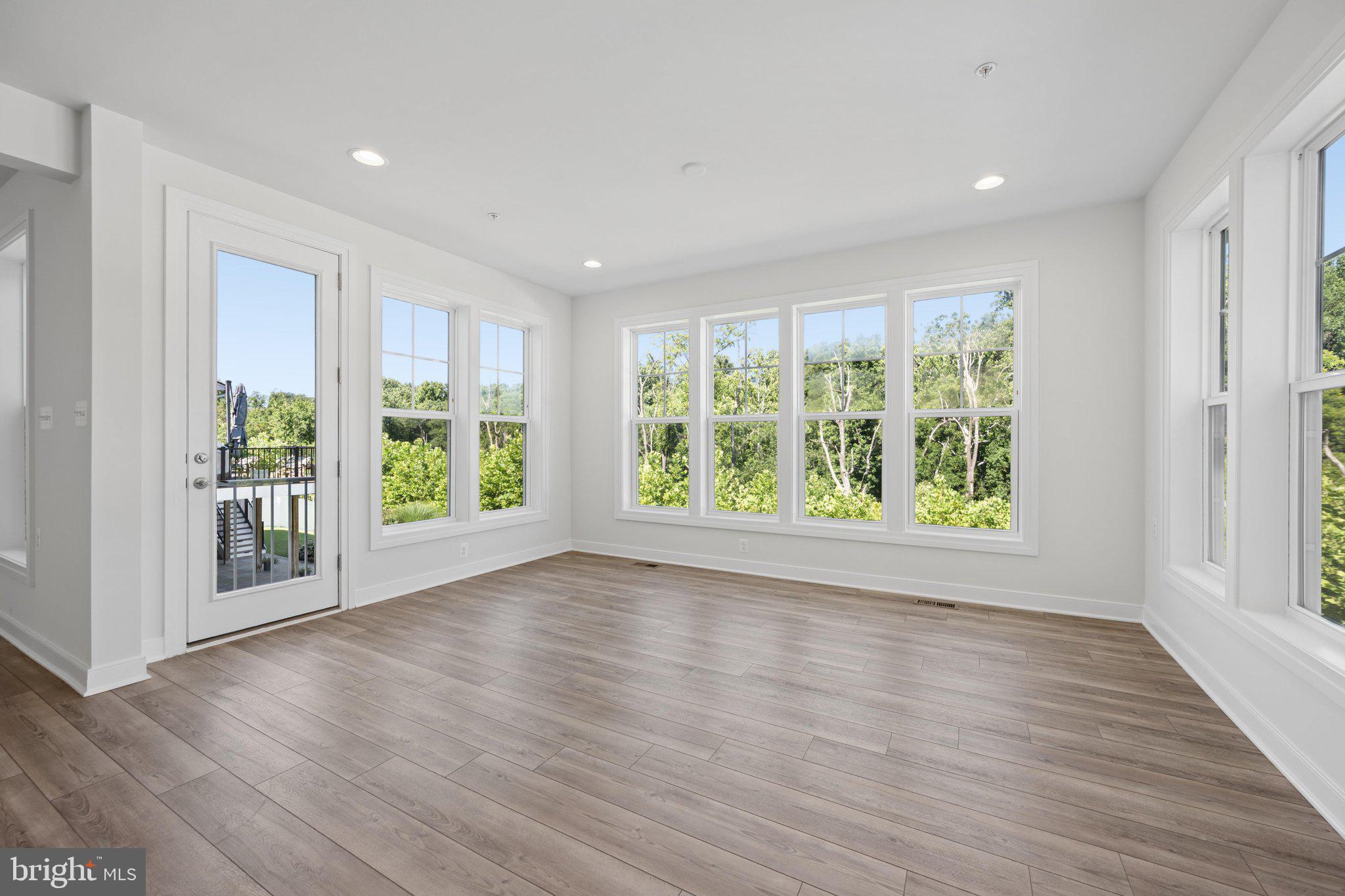 LANDSDALE - Residential