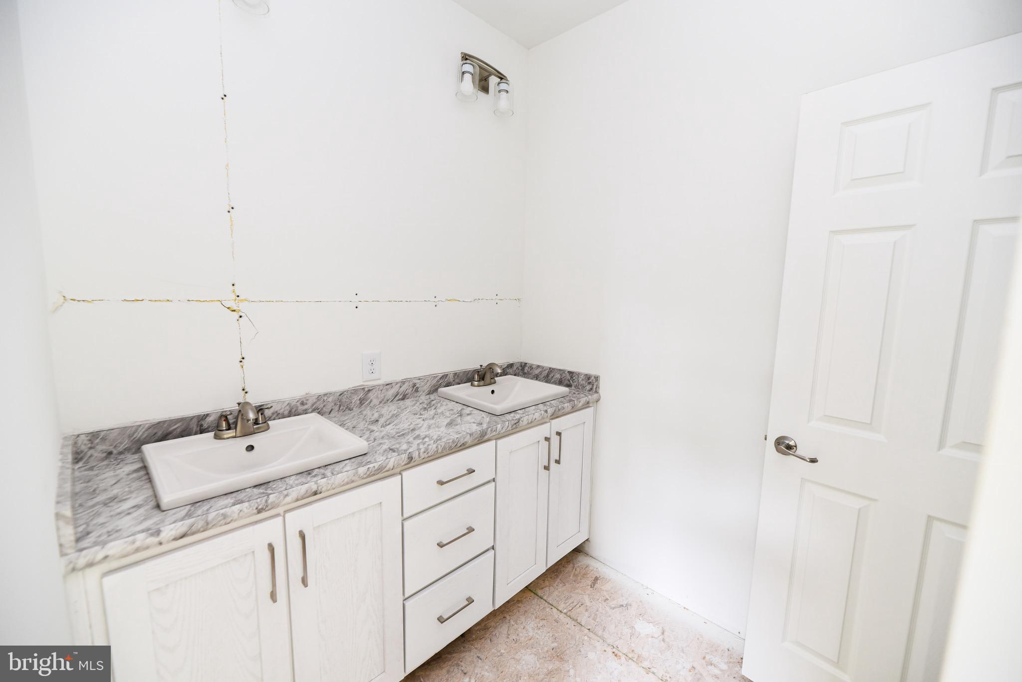 POTNETS COVESIDE - Residential