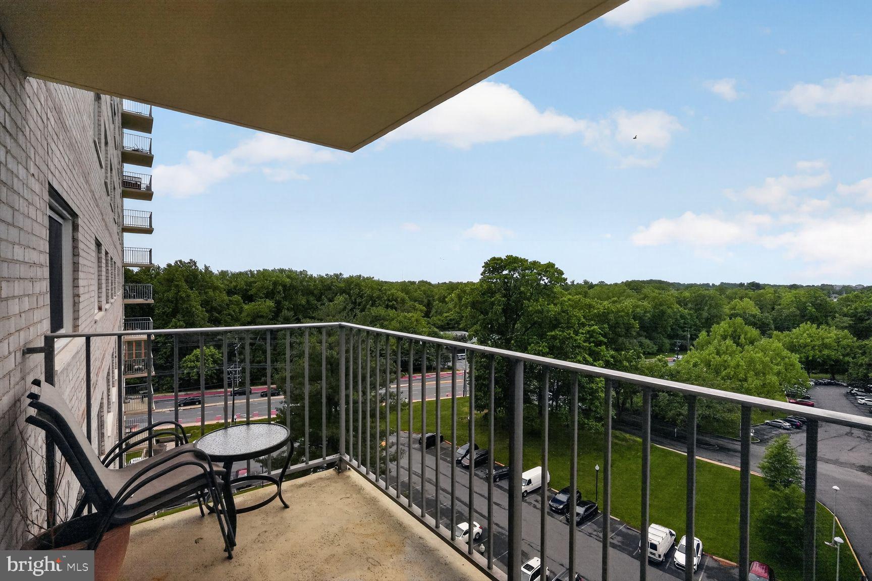 UNIVERSITY TOWERS CODM - Residential