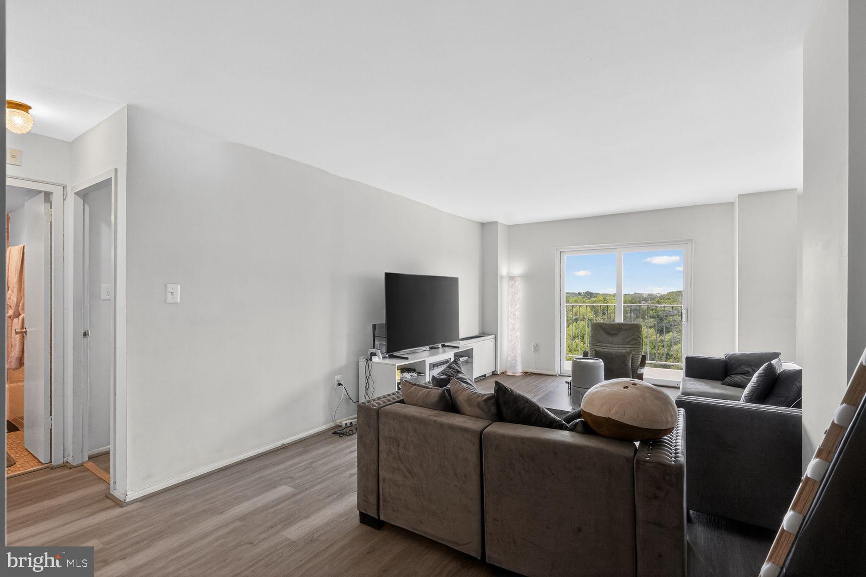 UNIVERSITY TOWERS CODM - Residential
