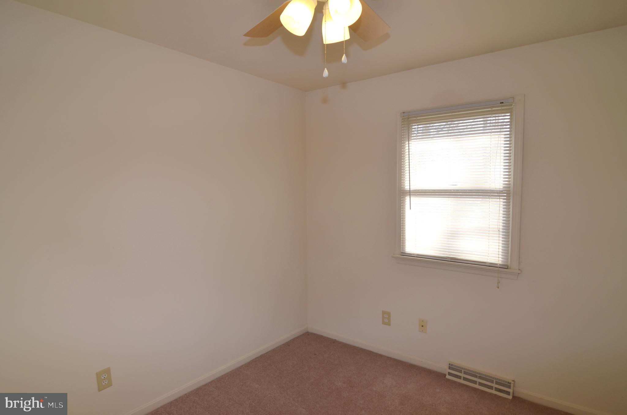 SPRING VALLEY - Residential Lease