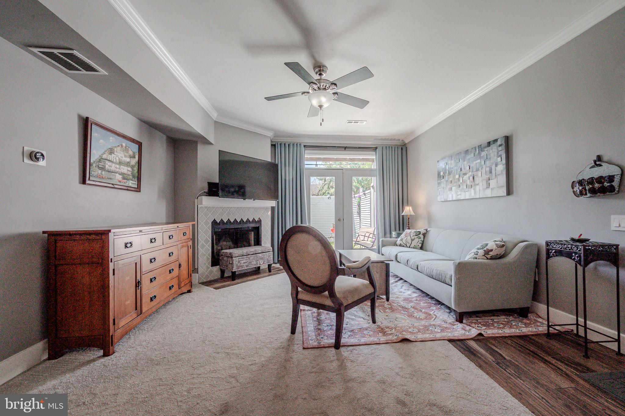 WATERS EDGE - Residential