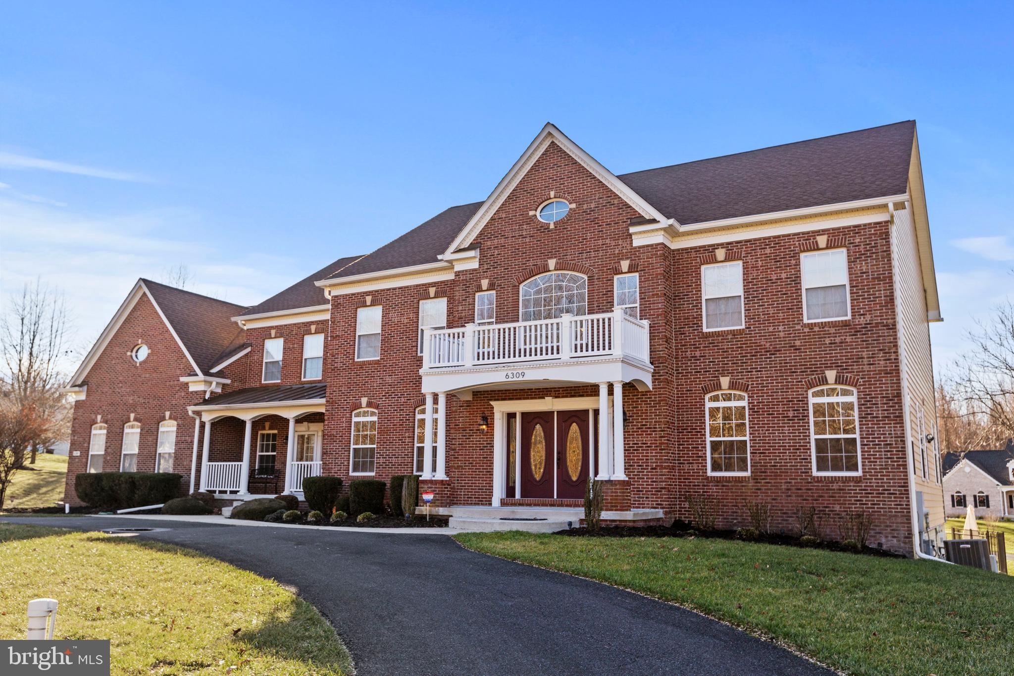 MEADOWGATE - Residential