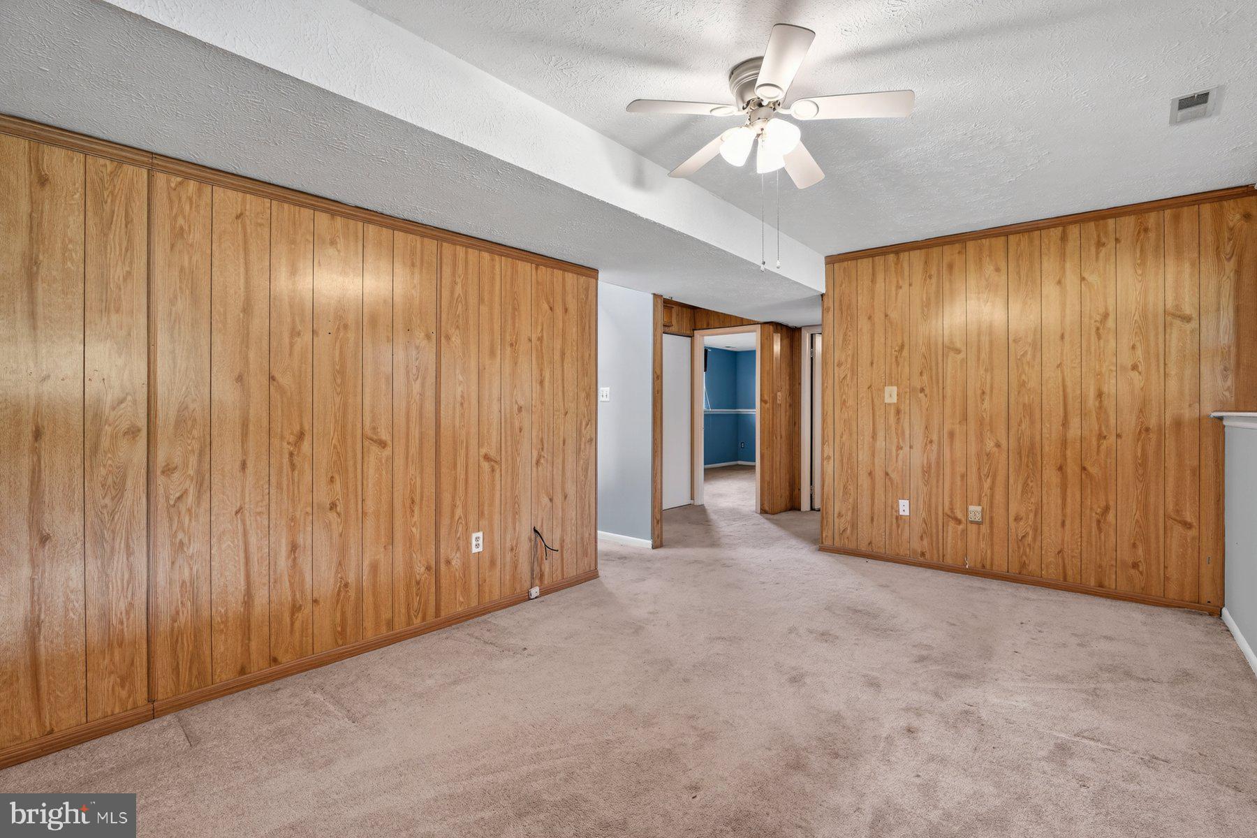 GREENWOOD MANOR - Residential