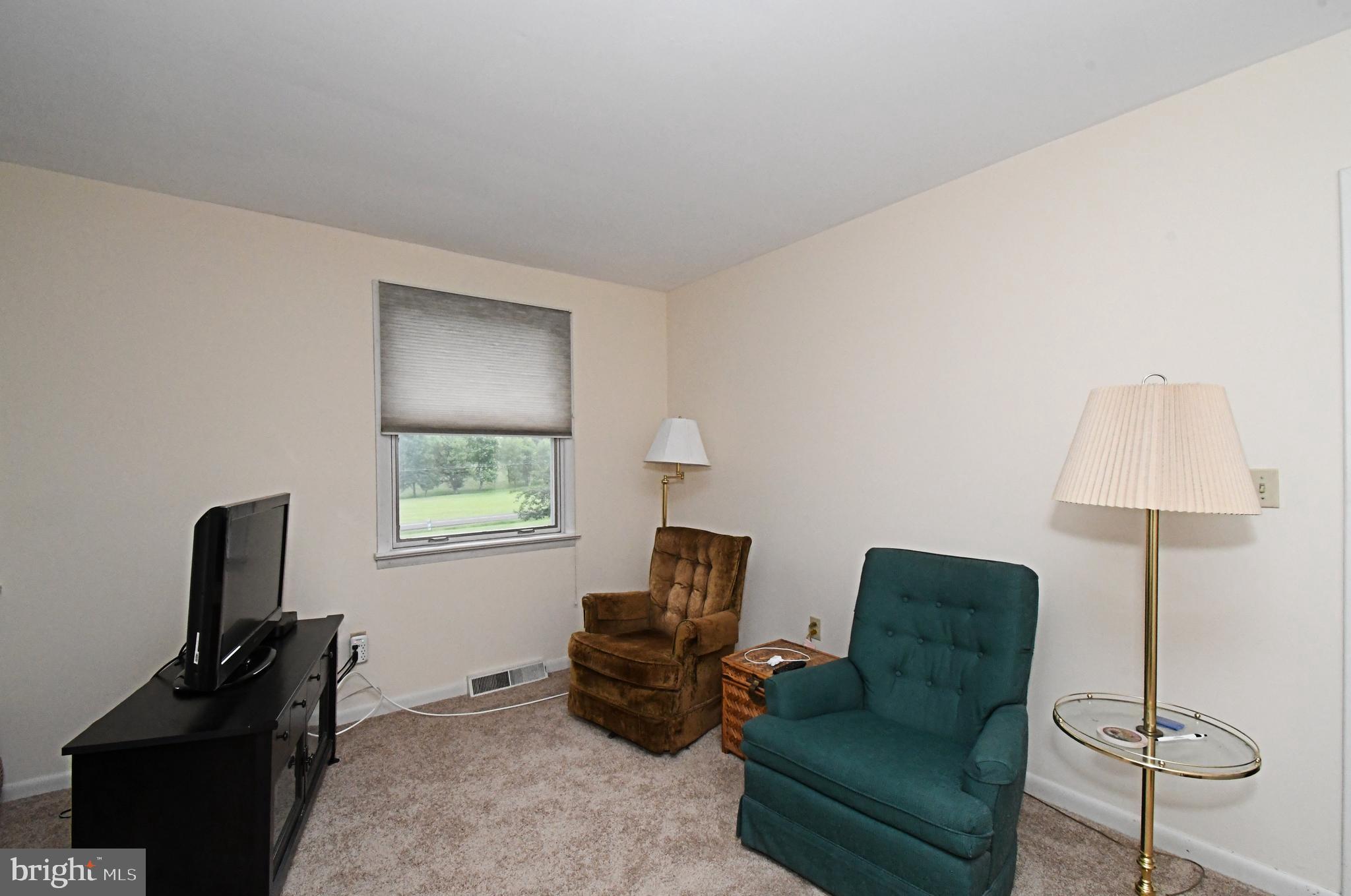 ASHLAND MEADOWS - Residential