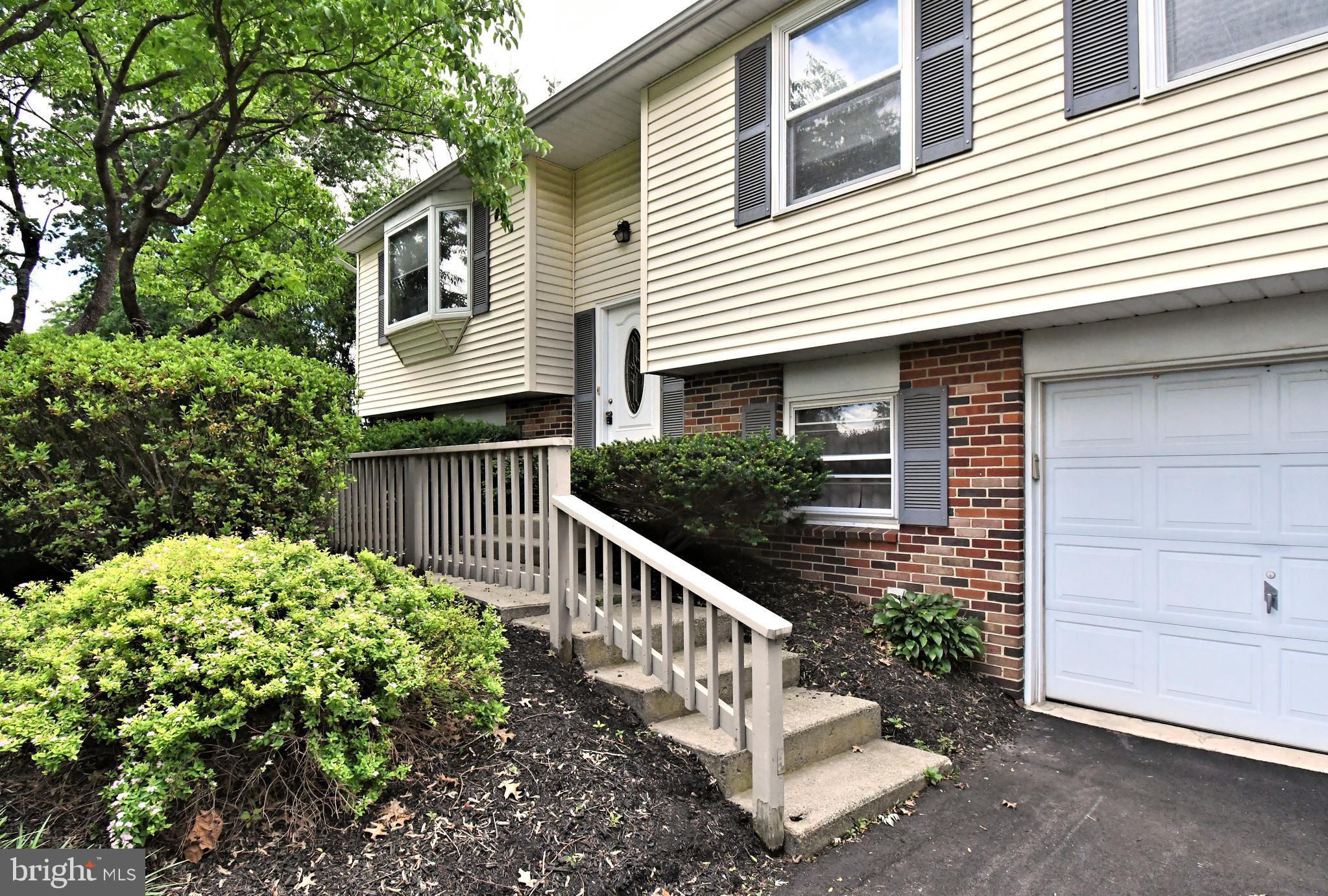 ASHLAND MEADOWS - Residential