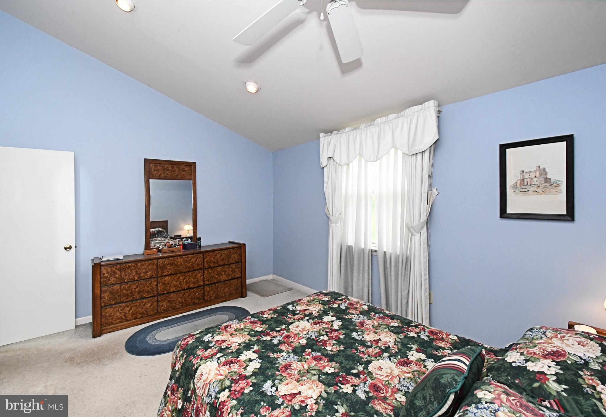 ASHLAND MEADOWS - Residential