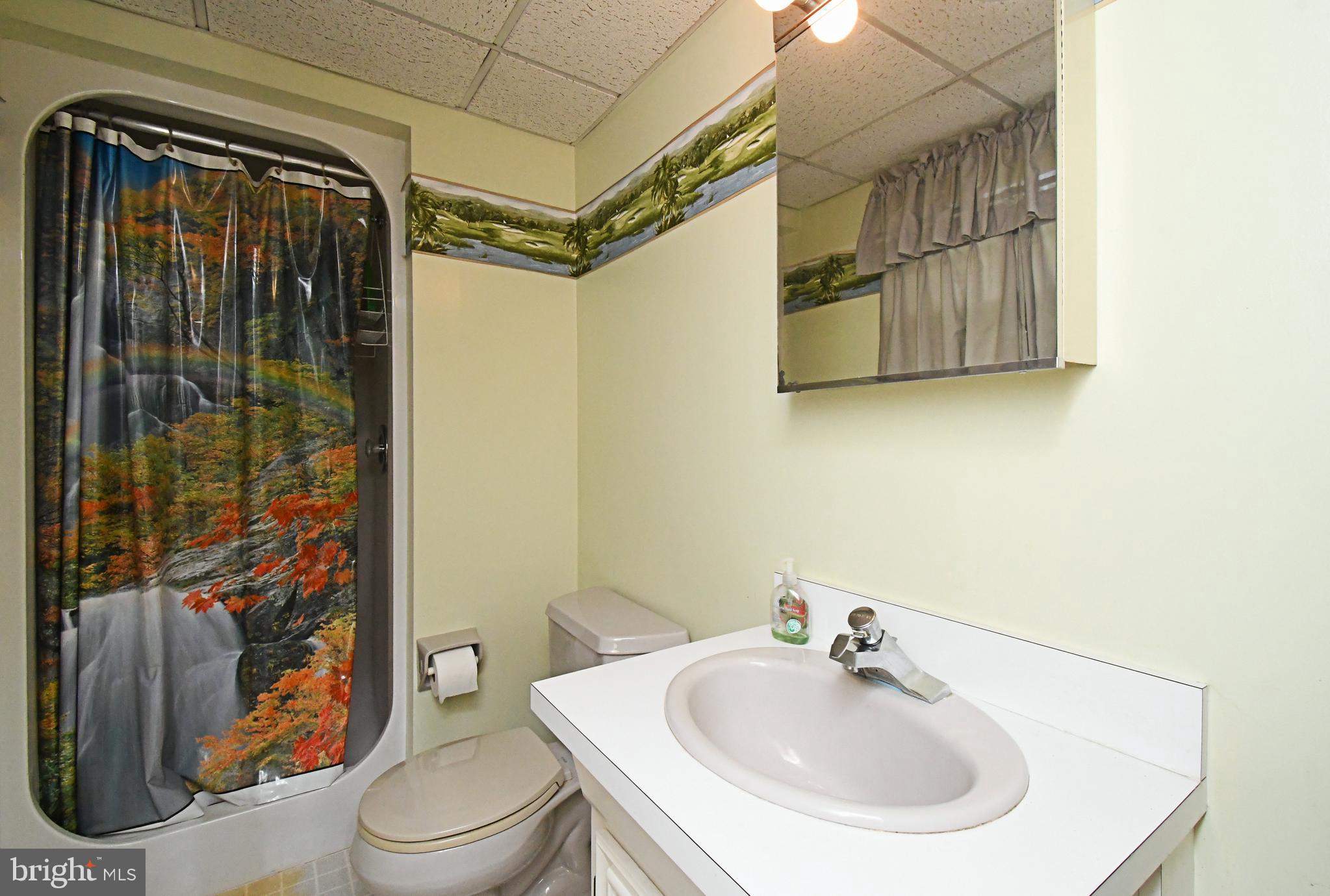 ASHLAND MEADOWS - Residential