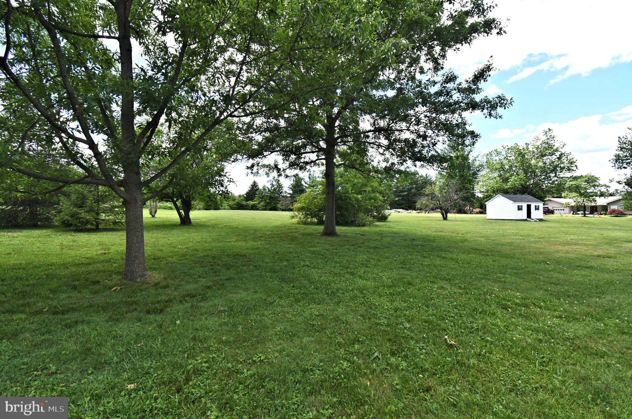 ASHLAND MEADOWS - Residential
