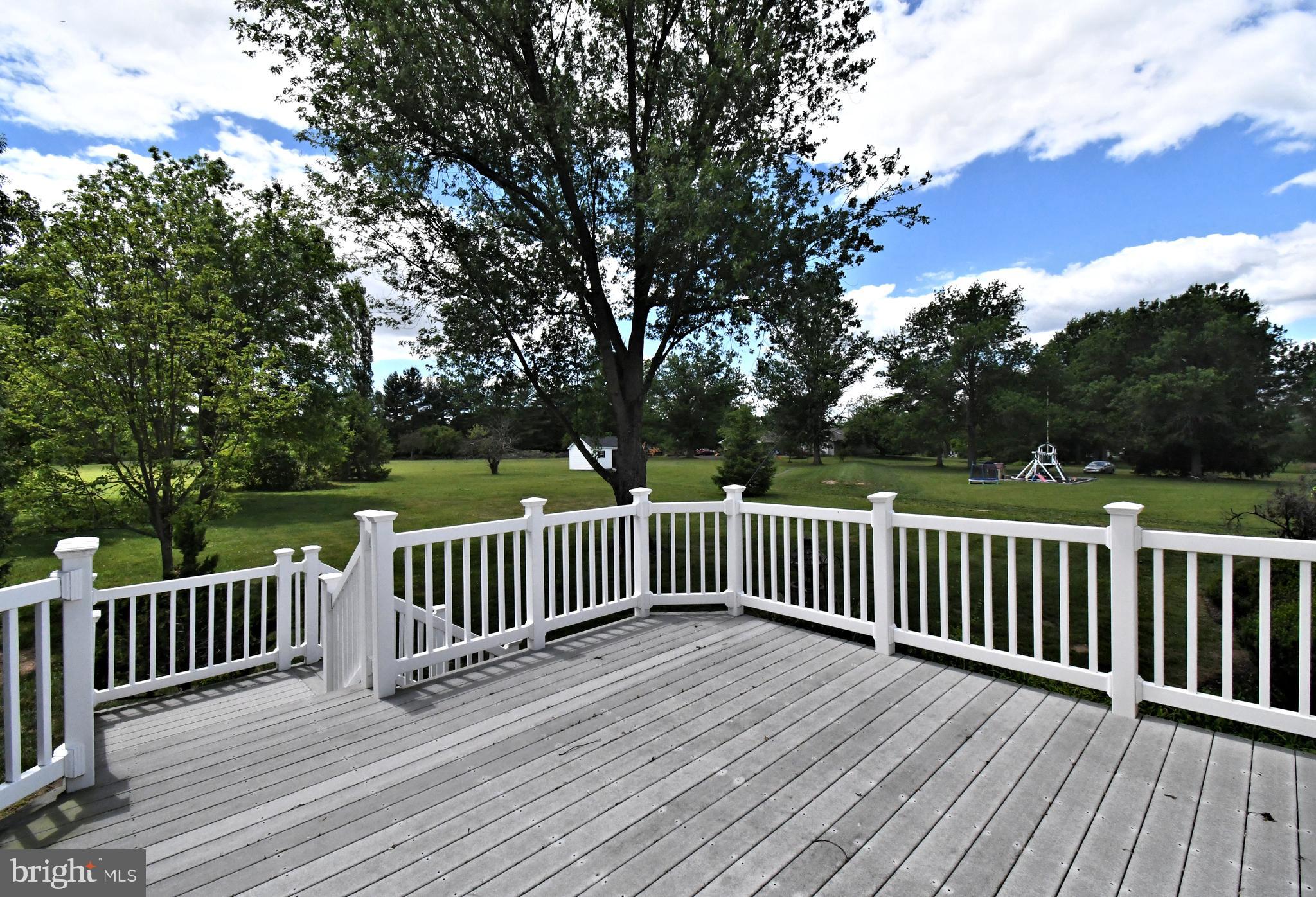 ASHLAND MEADOWS - Residential